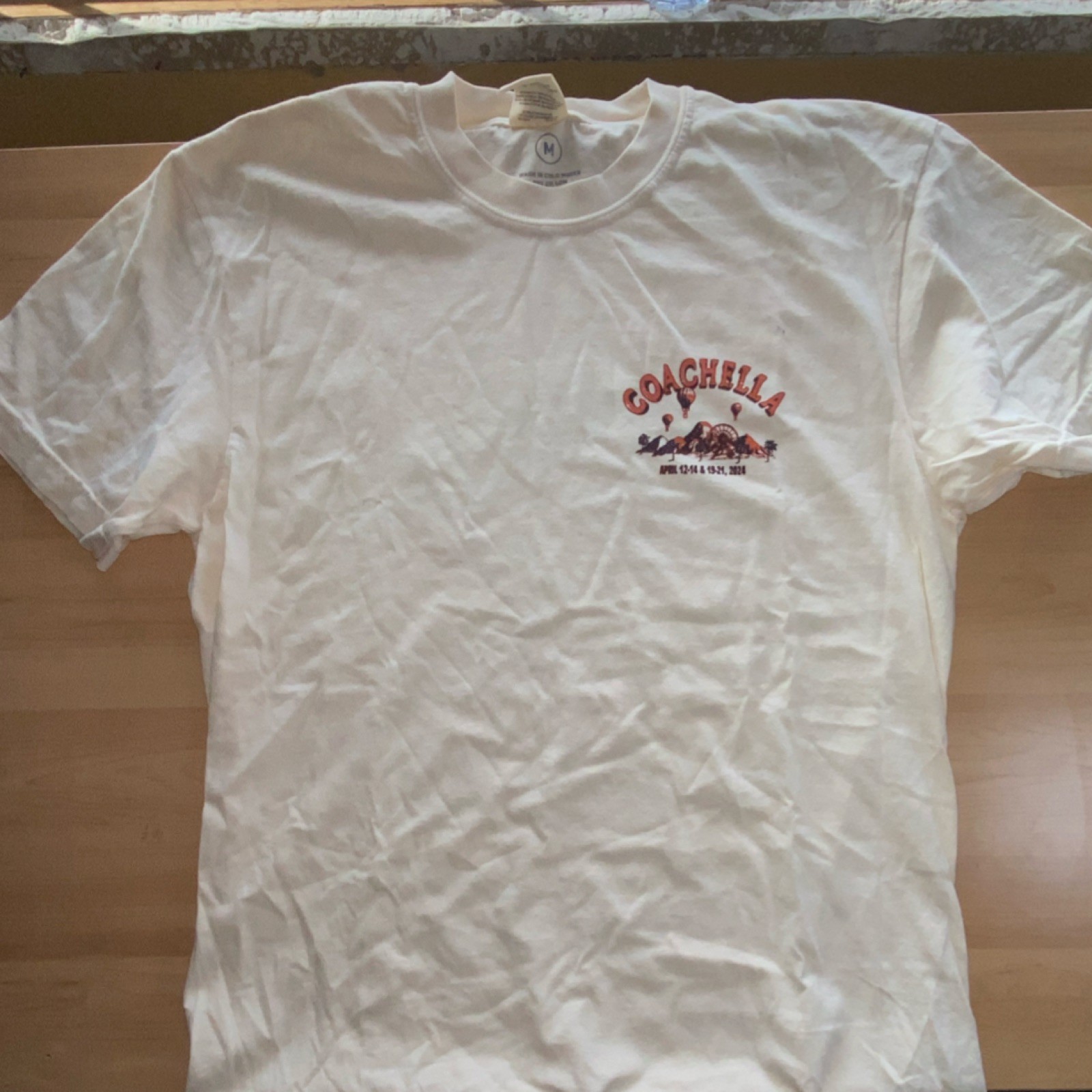 Comfort Colors Men’s White Coachella 2024 Graphic Logo Short Sleeve T-Shirt M
