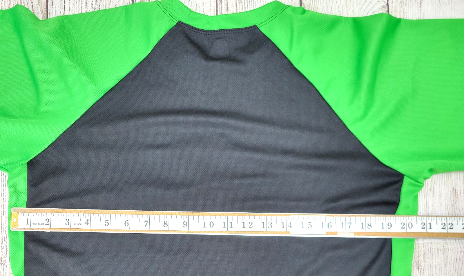 VC Ultimates Absinthe Fairy Canada Performance Shirt Men’s Medium