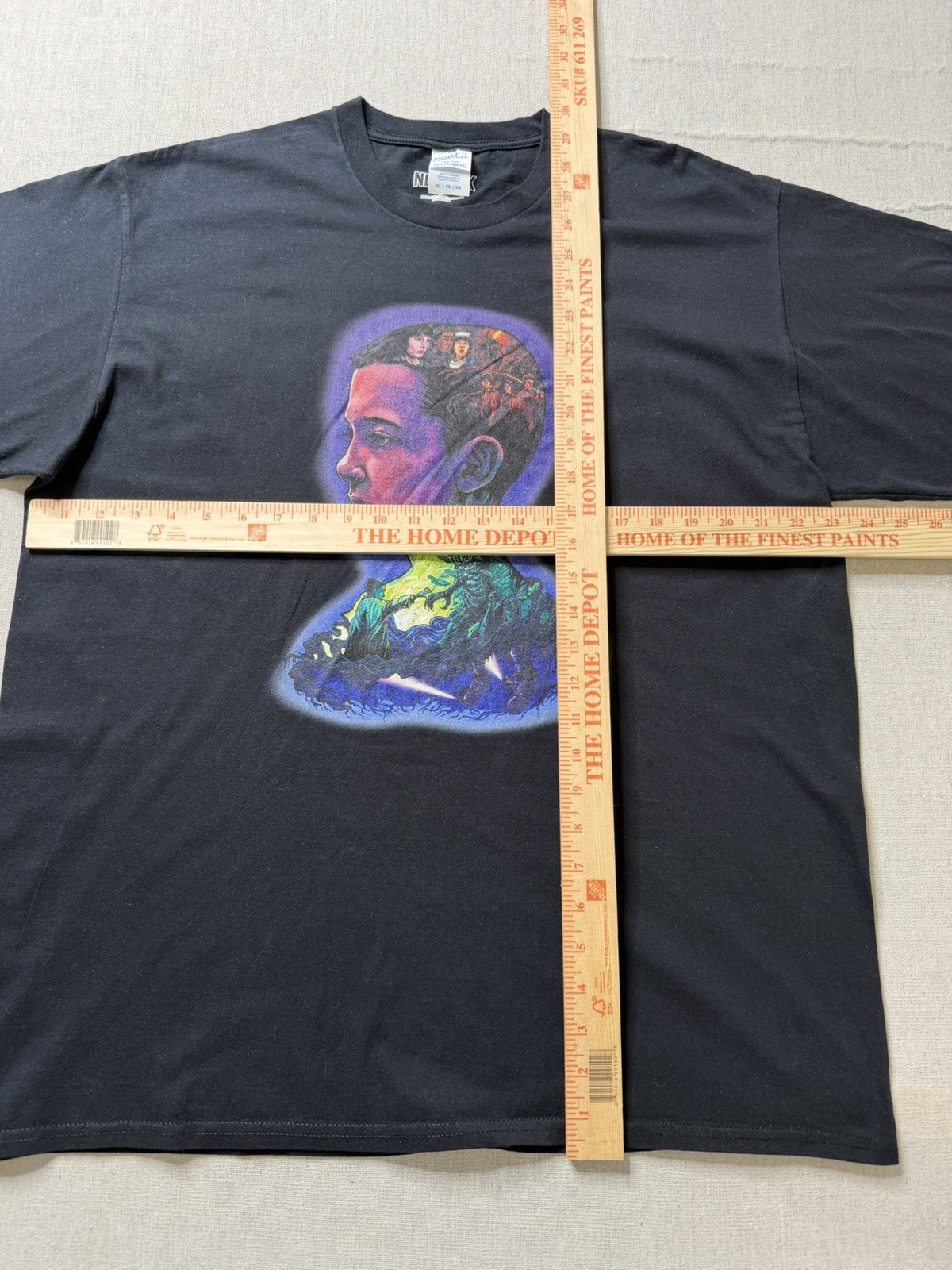 Netflix Official Merchandise Stranger Things Upside Down Demogorgon Tee XL