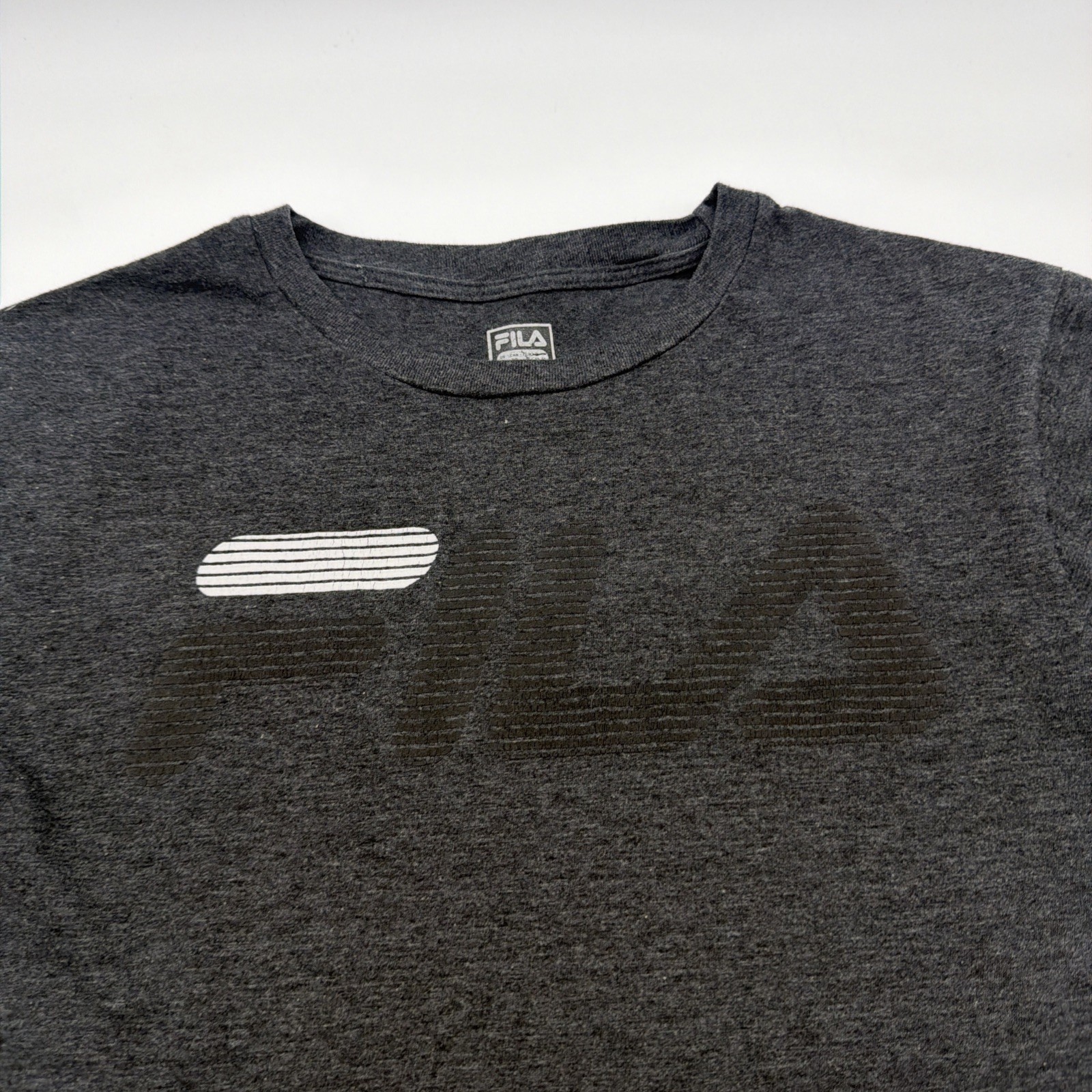 Fila T-shirt Men S Dark Gray Graphic Print Logo.#46035