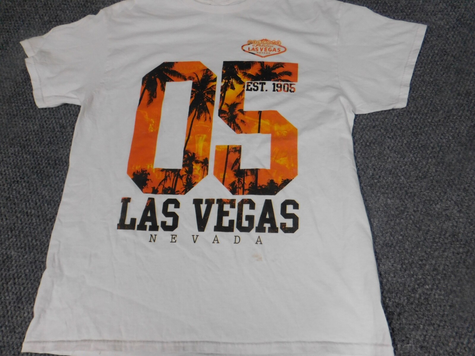 Las Vegas Mens Shirt Large White workout lifting