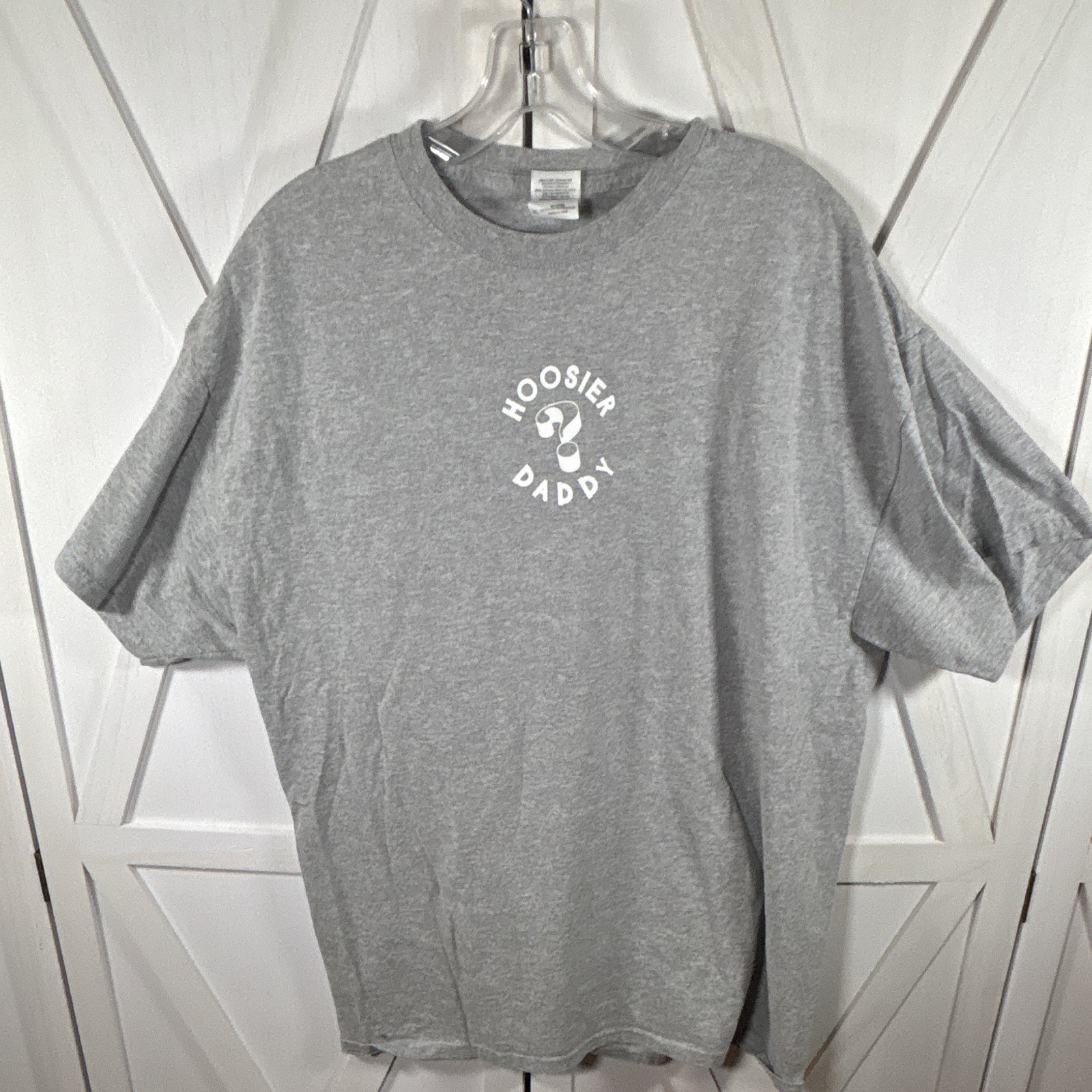 Gildan Ultra Cotton Men’s XL Gray Crew Neck Short Sleeve Liquor Graphic T-Shirt