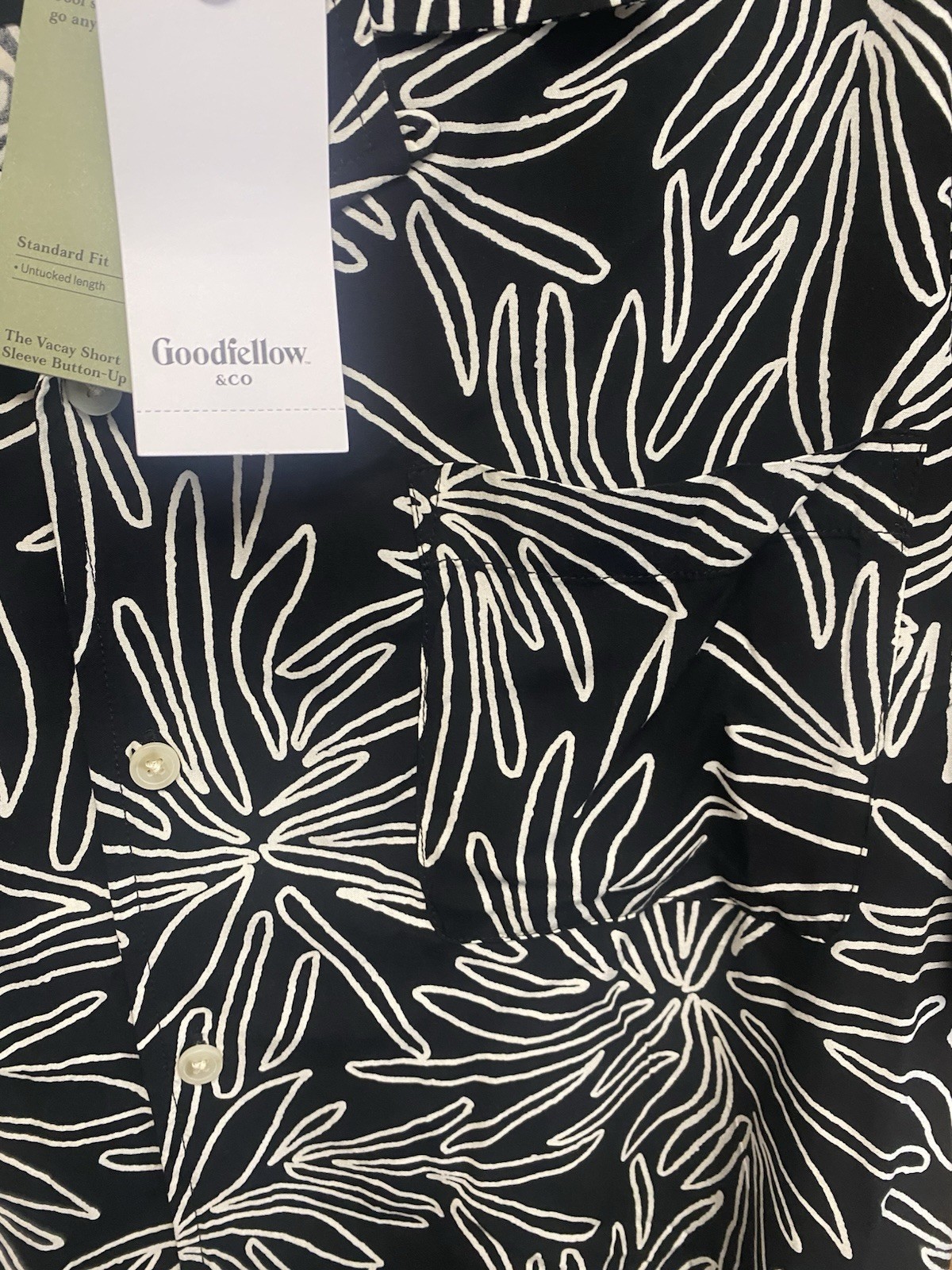 Goodfellow & Co Standard Fit Short Sleeve Untucked Length Size S Black Foliage