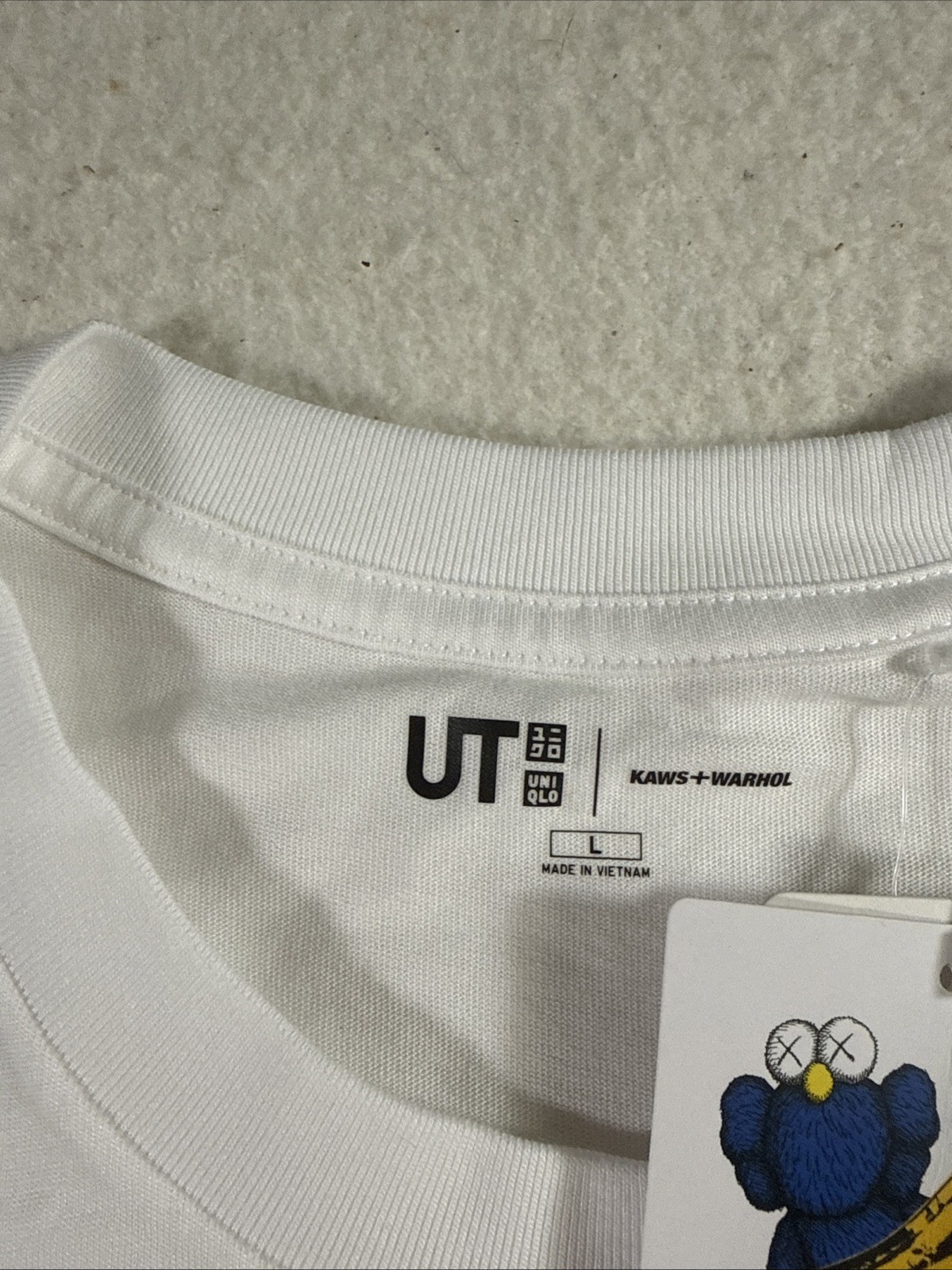 Uniqlo KAWS x Warhol UT Graphic Print T-Shirt White Large – BRAND NEW