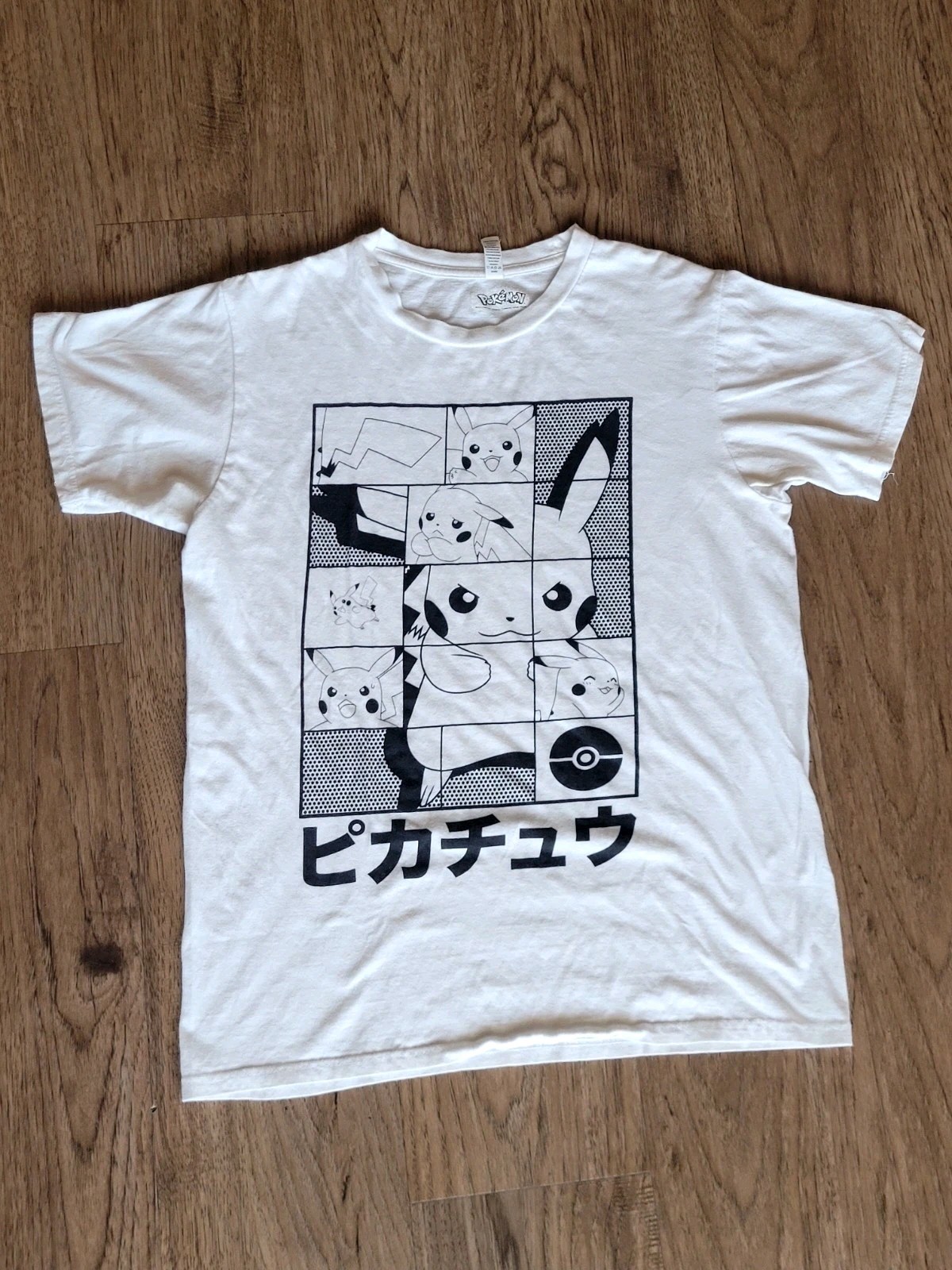 Izumi Men’s White Pikachu Pokémon Graphic Print Crew Neck Short Sleeve Tee M