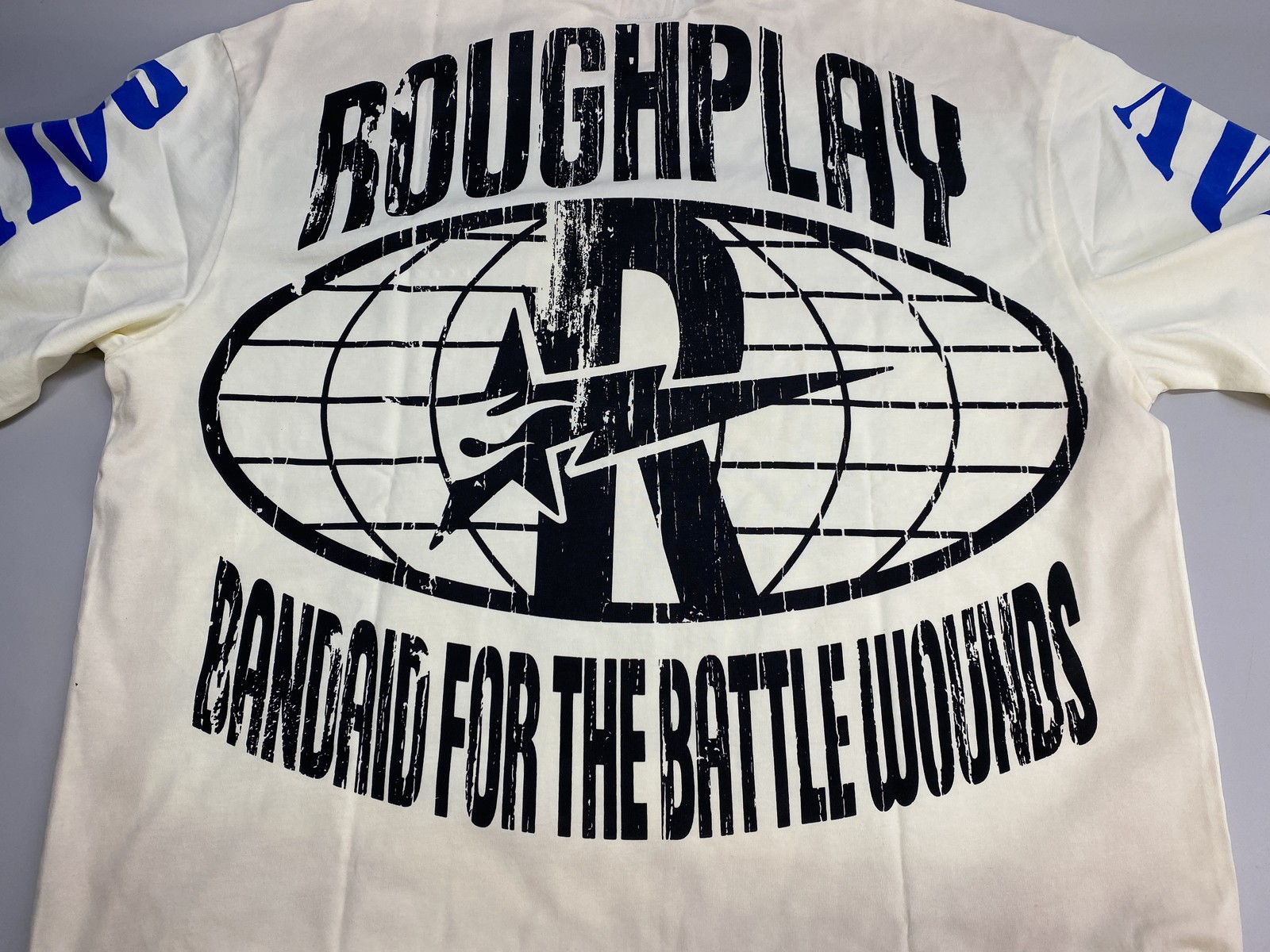 RoughPlay Unisex T-Shirt Beige/Multi Size L SunShower Long Sleeve Graphic Print