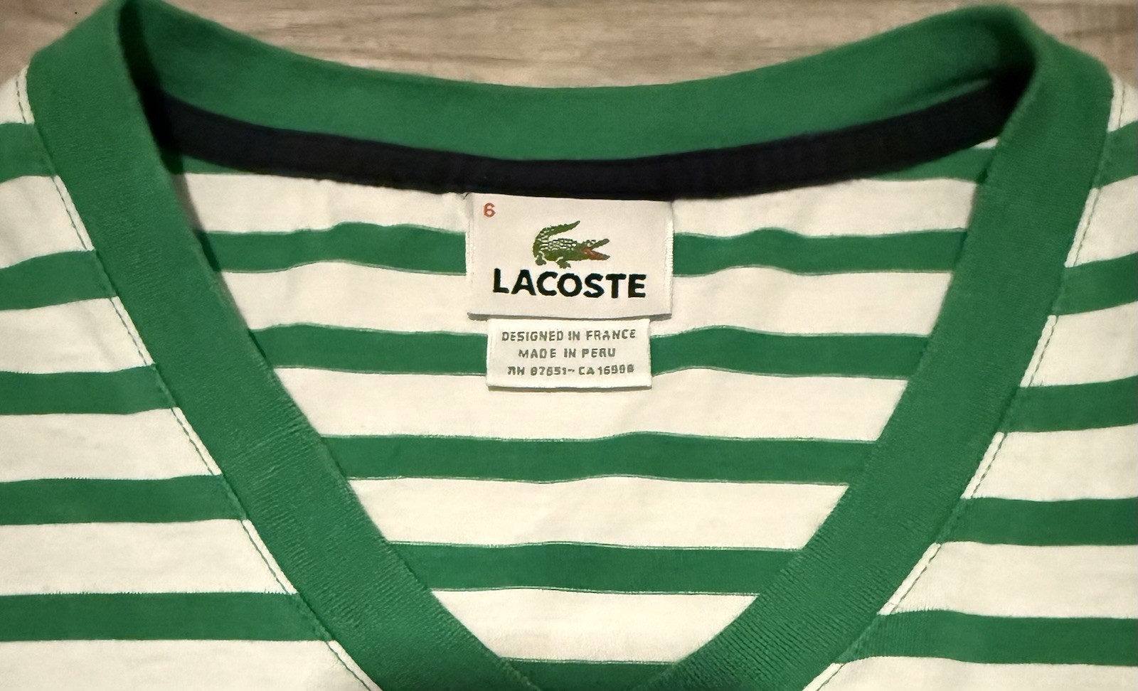 Lacoste Men’s V Neck Green White Stripe Alligator Logo T Shirt Size Medium/6