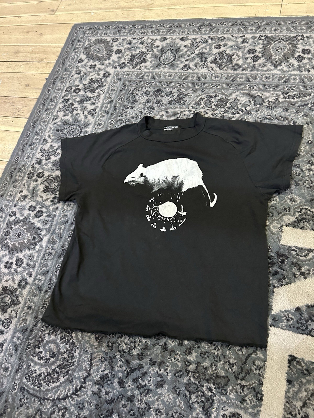 Size M – Enfants Riches Deprimes Erd Rat Raglan Black