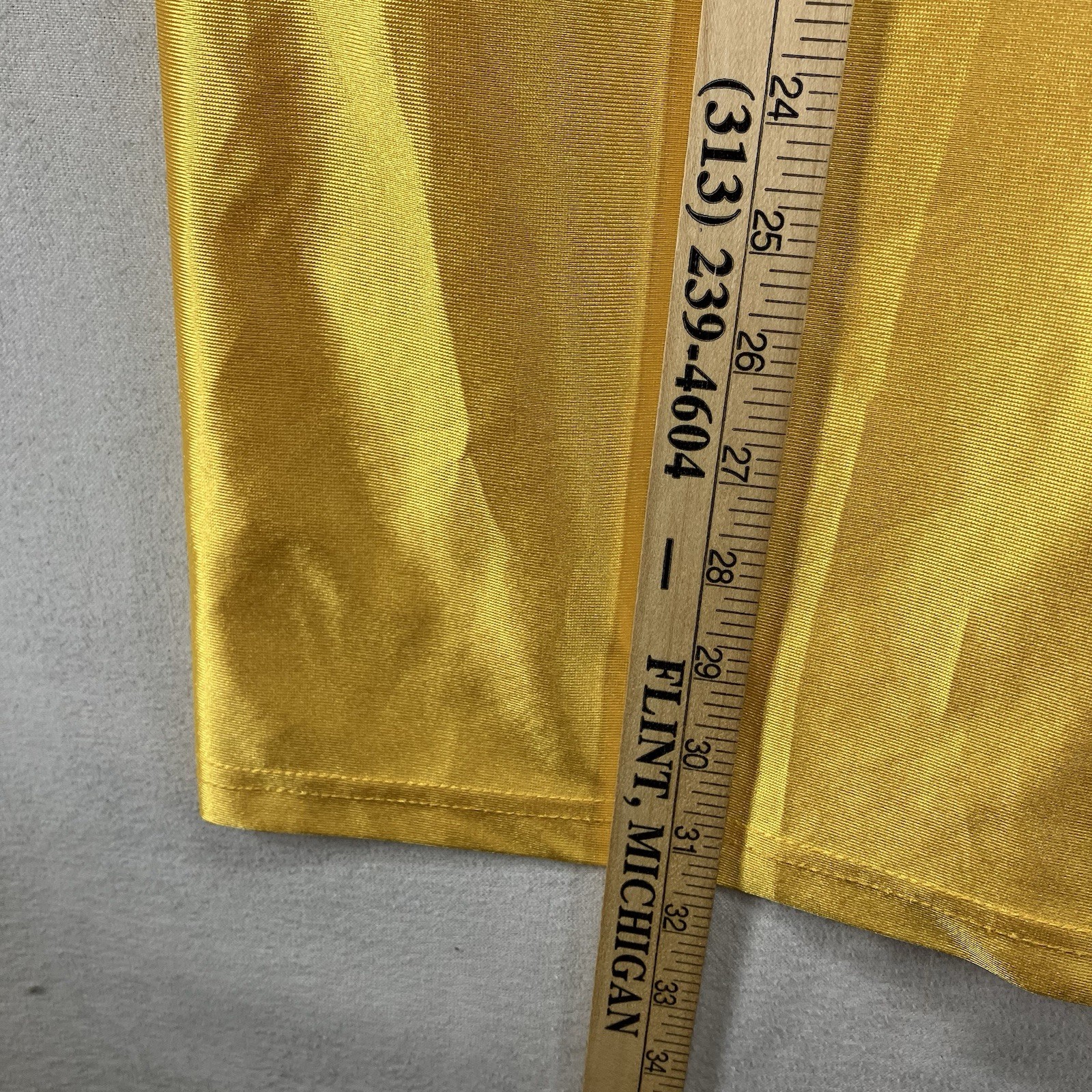 Average Joe’s Dodgeball Gold Jersey Adult Medium Costume Agent Movie