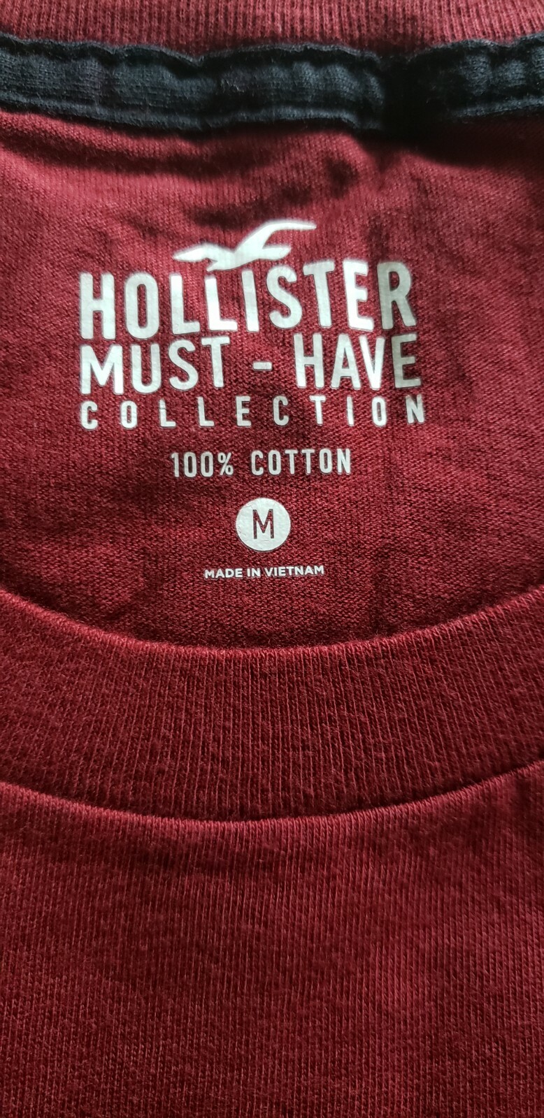 Hollister Men’s Must-Have Crewneck Short Sleeves T-Shirt Burgundy Size Medium