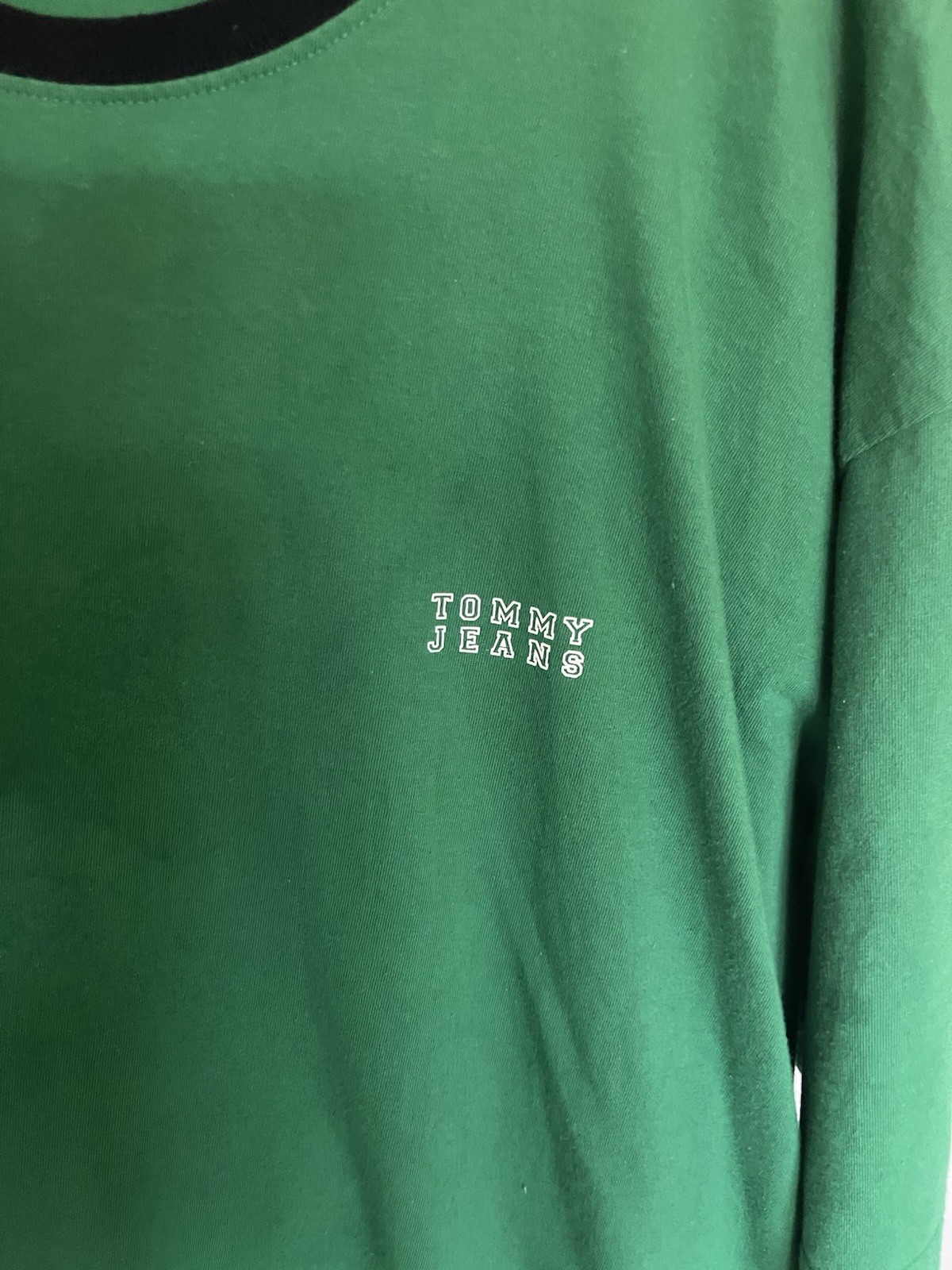Tommy Hilfiger Men’s Y2K Green Short Sleeve T-Shirt Size XL