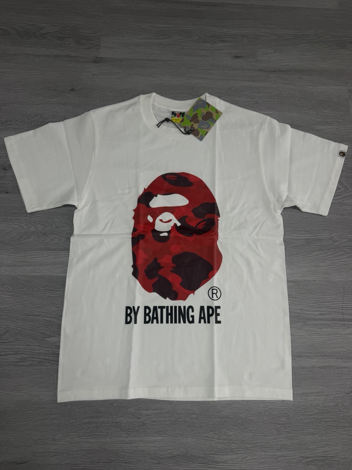 Bape White/Red Camo Size Medium T-Shirt Big Ape Head | A Bathing Ape