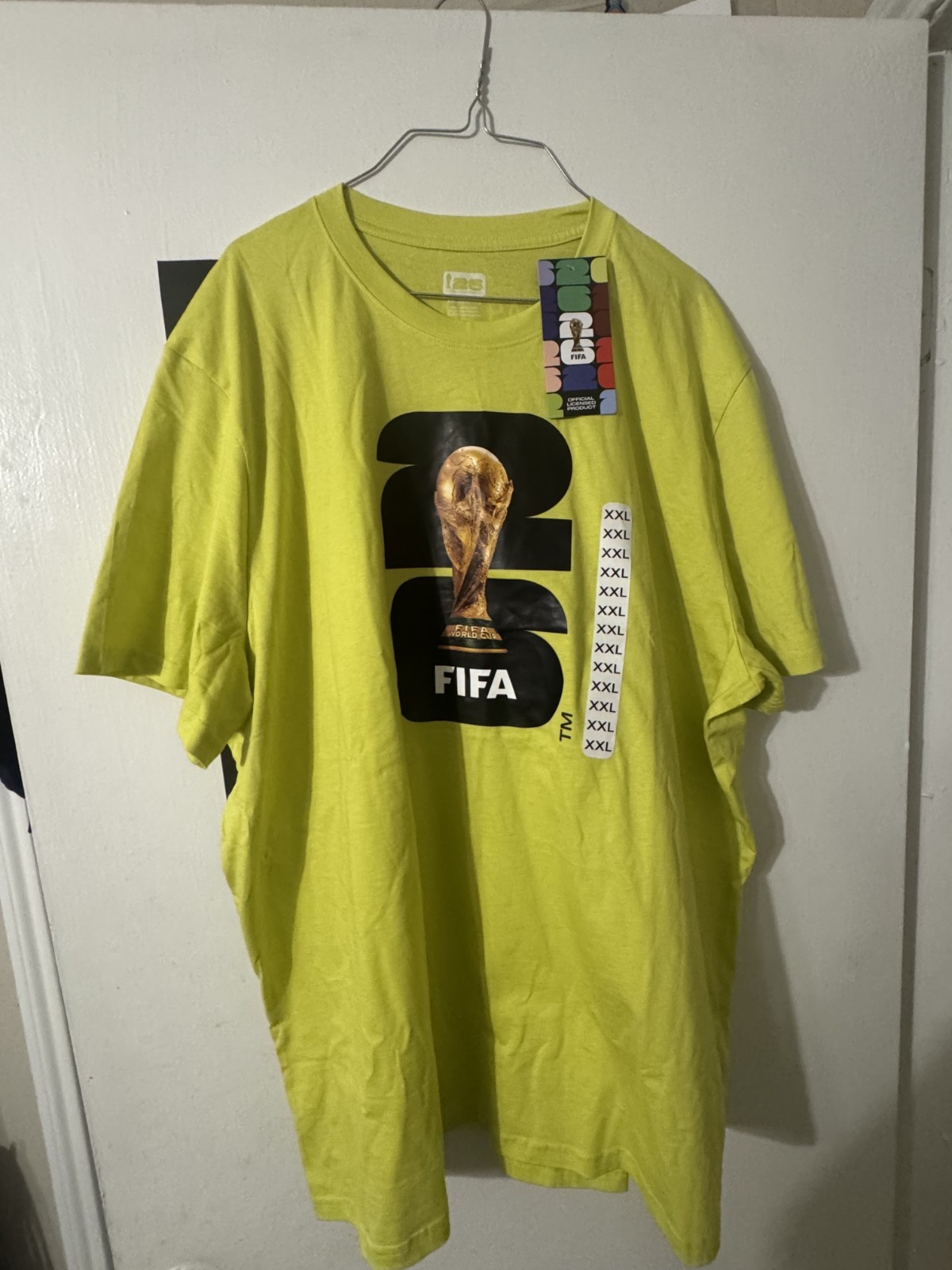 2026 OFFICIAL LICENSED FIFA WORLD CUP MENS LOGO TSHIRT XL 100% COTTON (NEW)