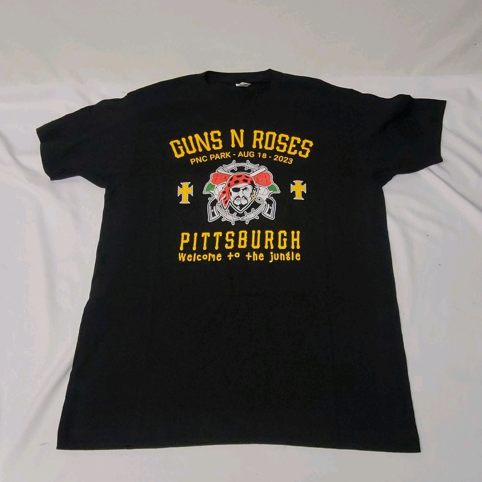Guns and Roses PNC Park Pittsburgh Pirates shirt Adult Large Aug 2023 concert