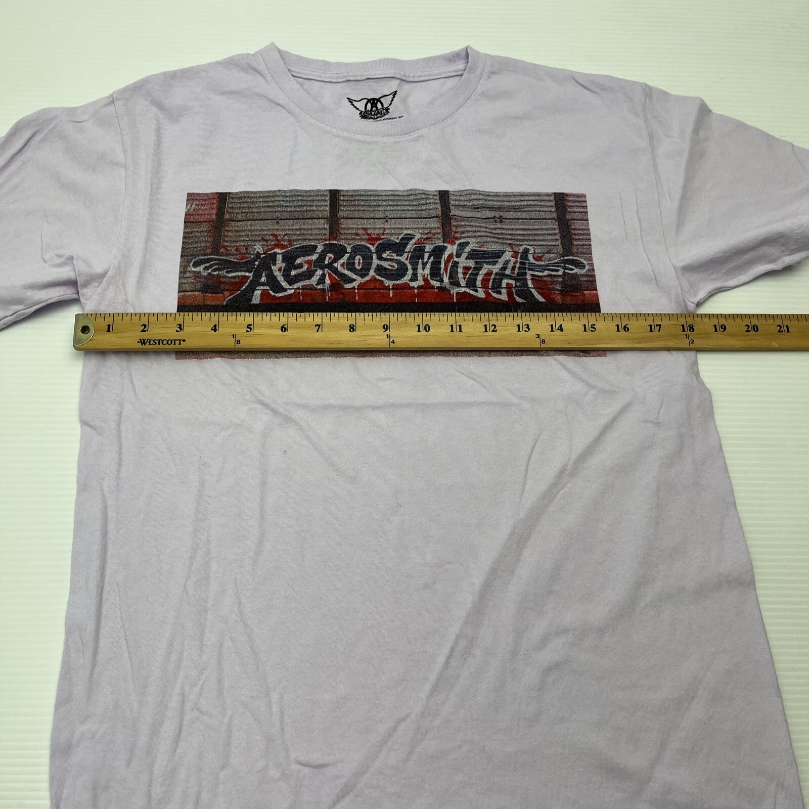 Aerosmith Graffiti Boxcar Graphic T-Shirt Mens Medium White Rock Band Tee 2023