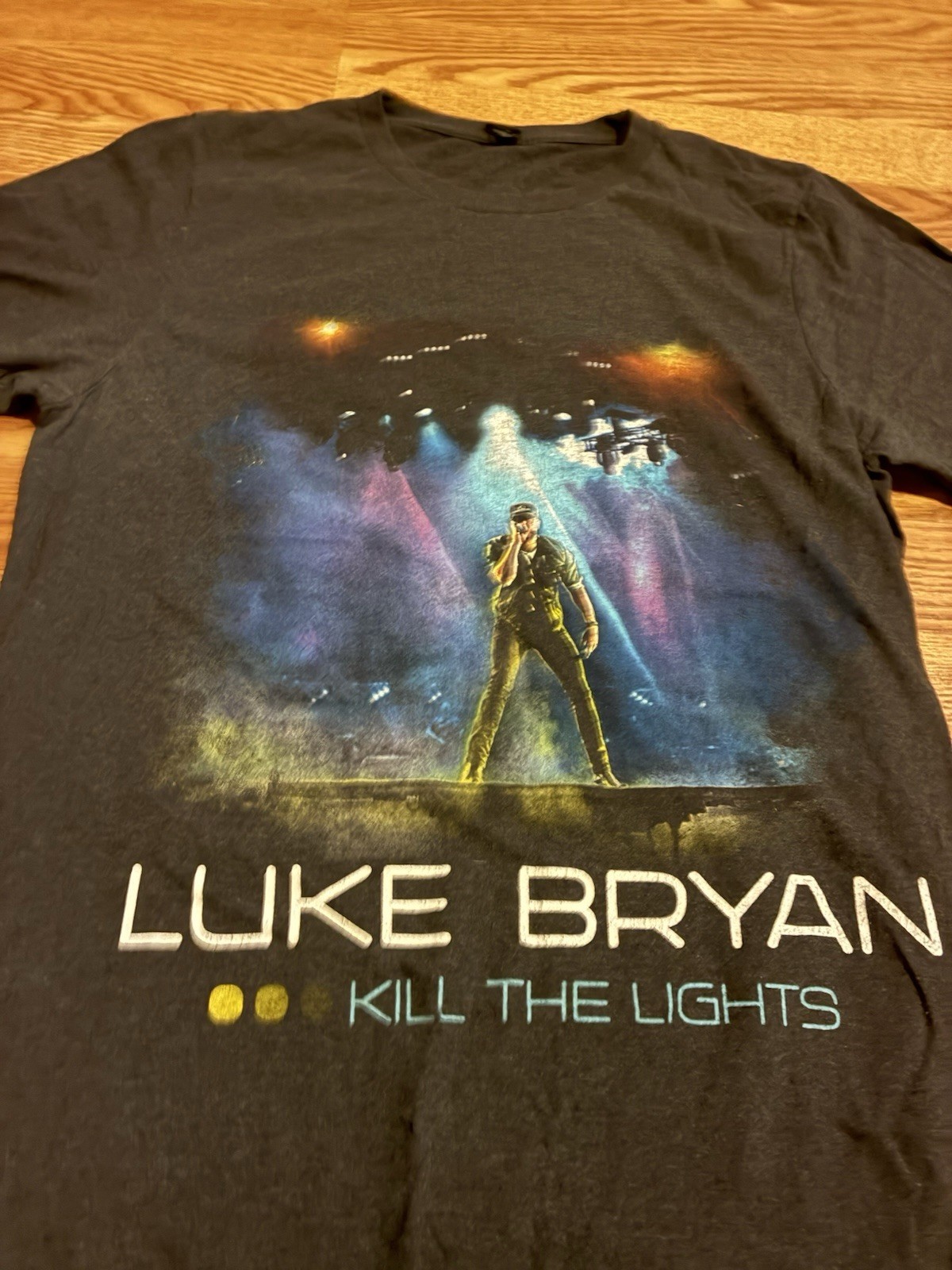 Luke Bryan Kill The Lights Country World Tour T-Shirt Mens Small Black Tee Music