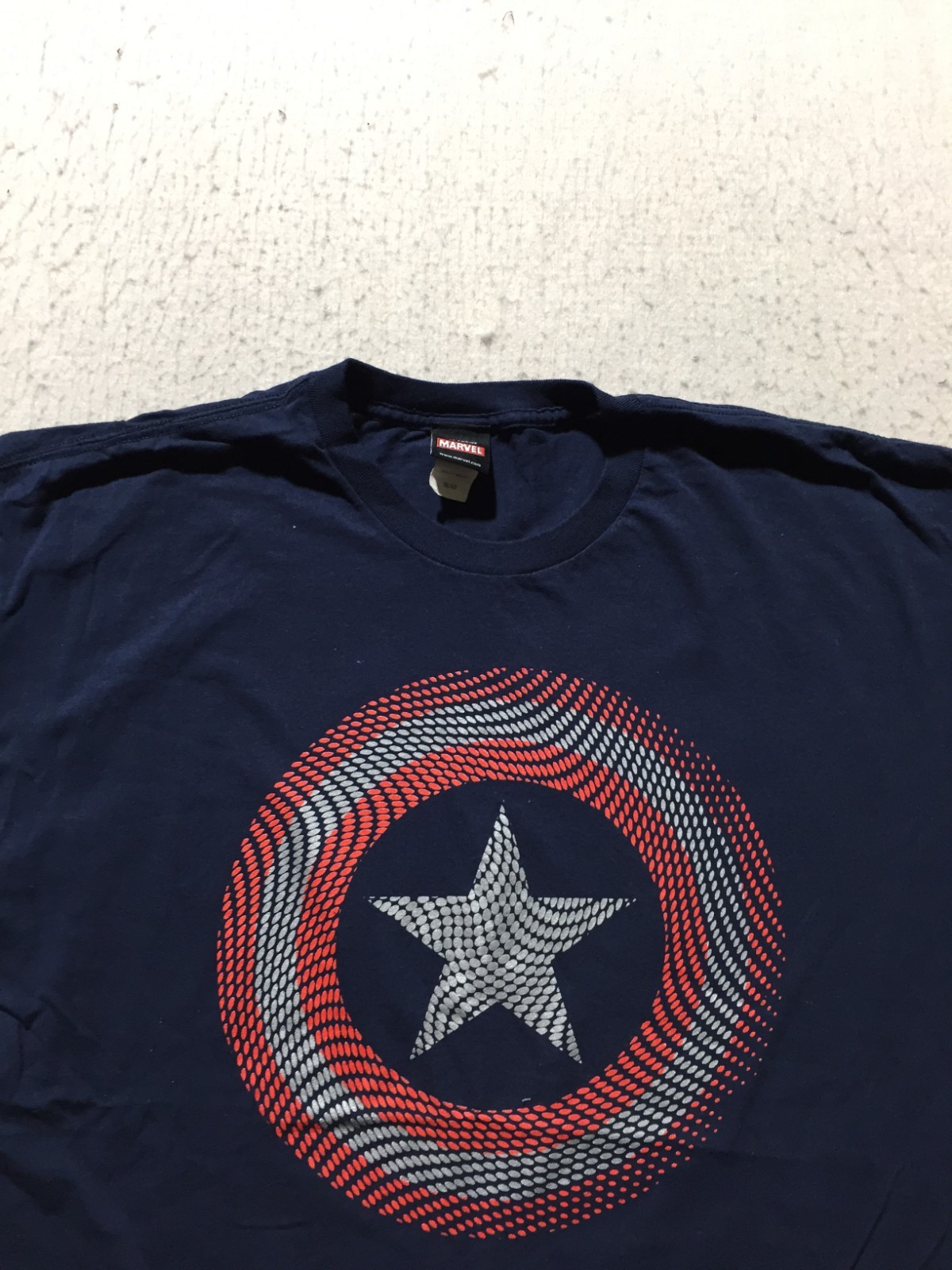 Mad Engine Marvel Shirt Men XL Navy Blue Red Logo Short Sleeve Captain America