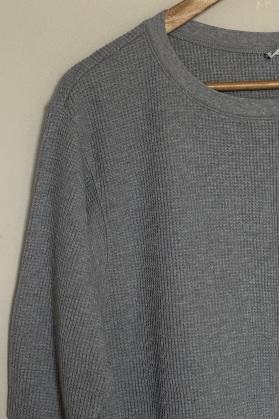 UNIQLO Mens Medium Waffle Knit Thermal Top Grey 3/4 Length Short Sleeves