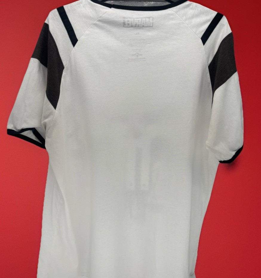 Marvel Punisher Men’s XL White Black Graphic Crew Neck T-Shirt Summer