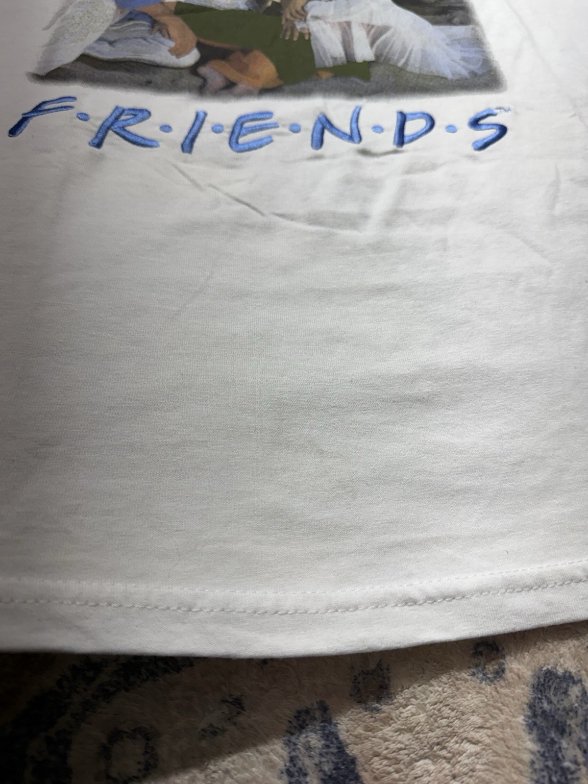 VTG 04” NBC Store FRIENDS Embroidered Logo TV Show Cast White T-Shirt Sz XL NWT