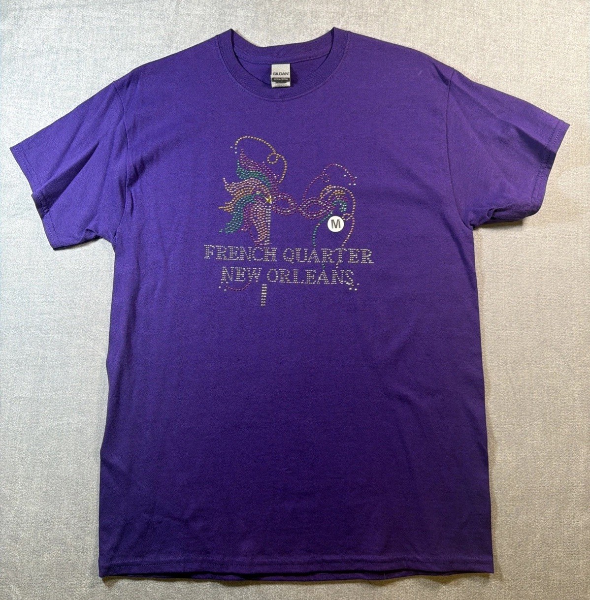 *NWT New Orleans French Quarter Studded Design T-shirt Size M Purple