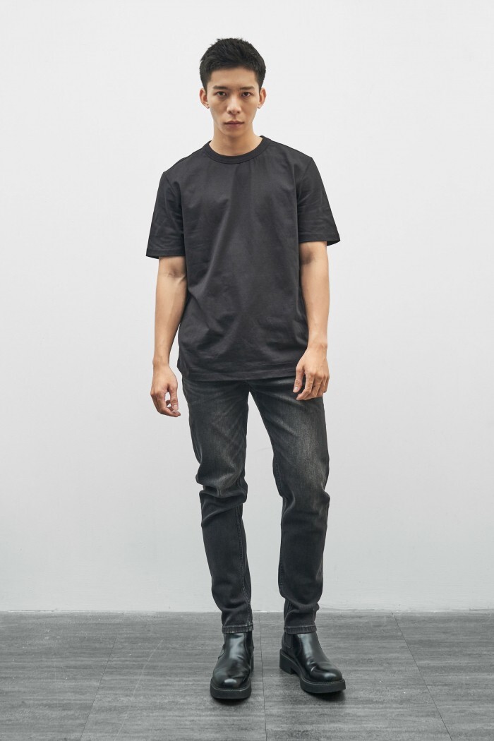 Routine Short Sleeve T-Shirt – Form Regular – Black – Any Size