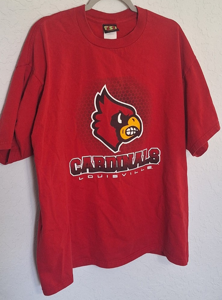TSI Hurricane WV Vintage Men’s T-Shirt Louisville Cardinals 90s Y2K Size XL Big