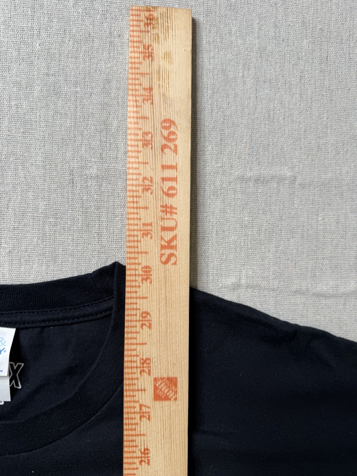 Netflix Official Merchandise Stranger Things Upside Down Demogorgon Tee XL