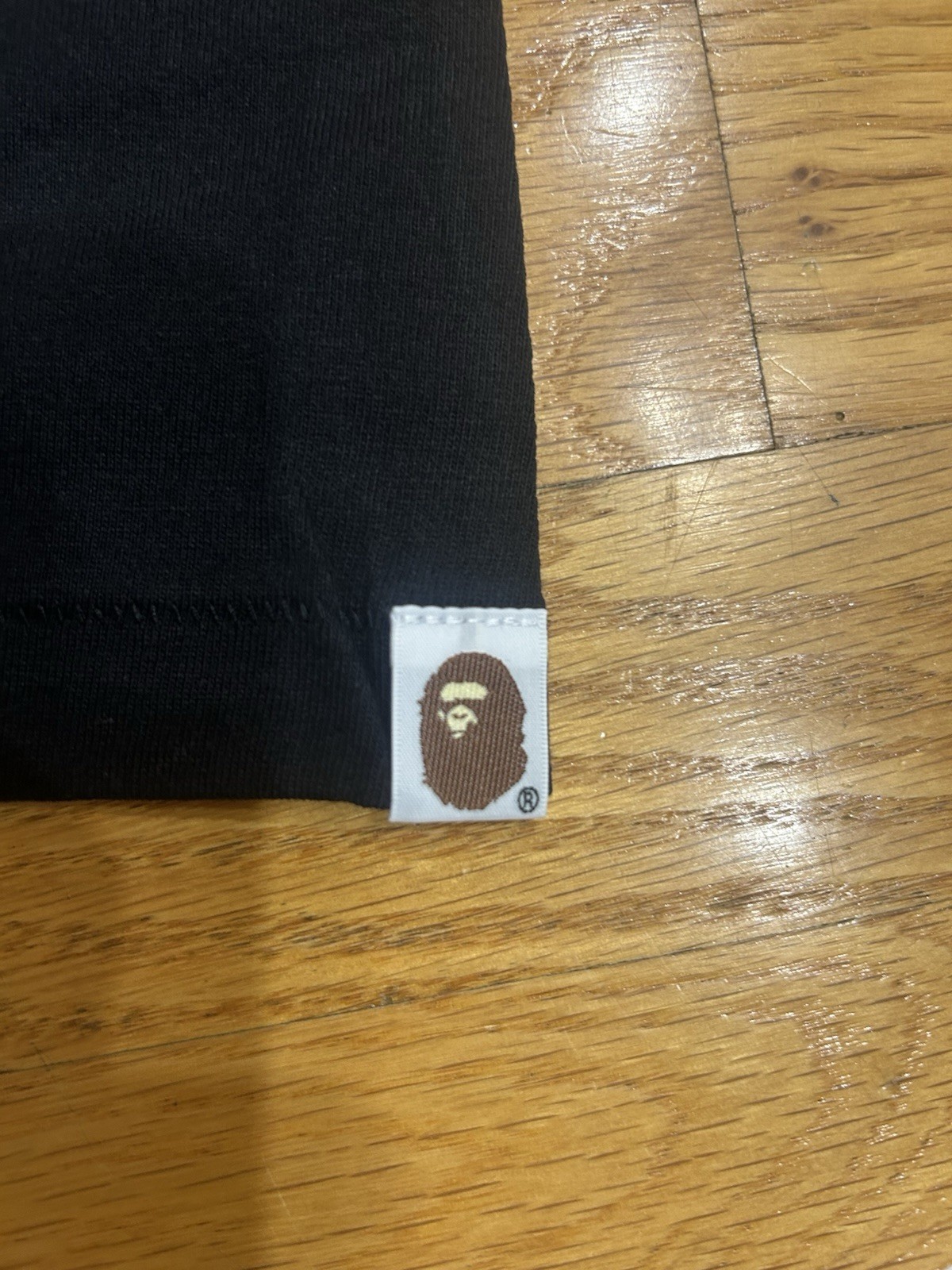 A Bathing Ape Men’s Black Purple T-Shirt Size M (100% AUTHENTIC)