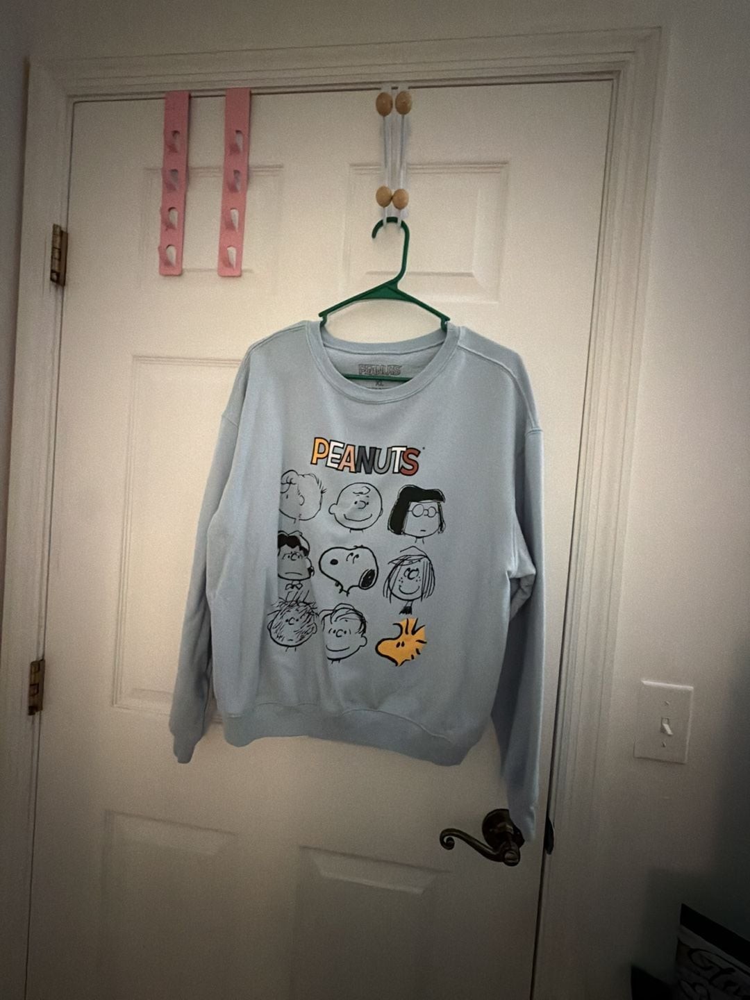 Peanuts Character Graphic Sweatshirt Light Blue Size XL
