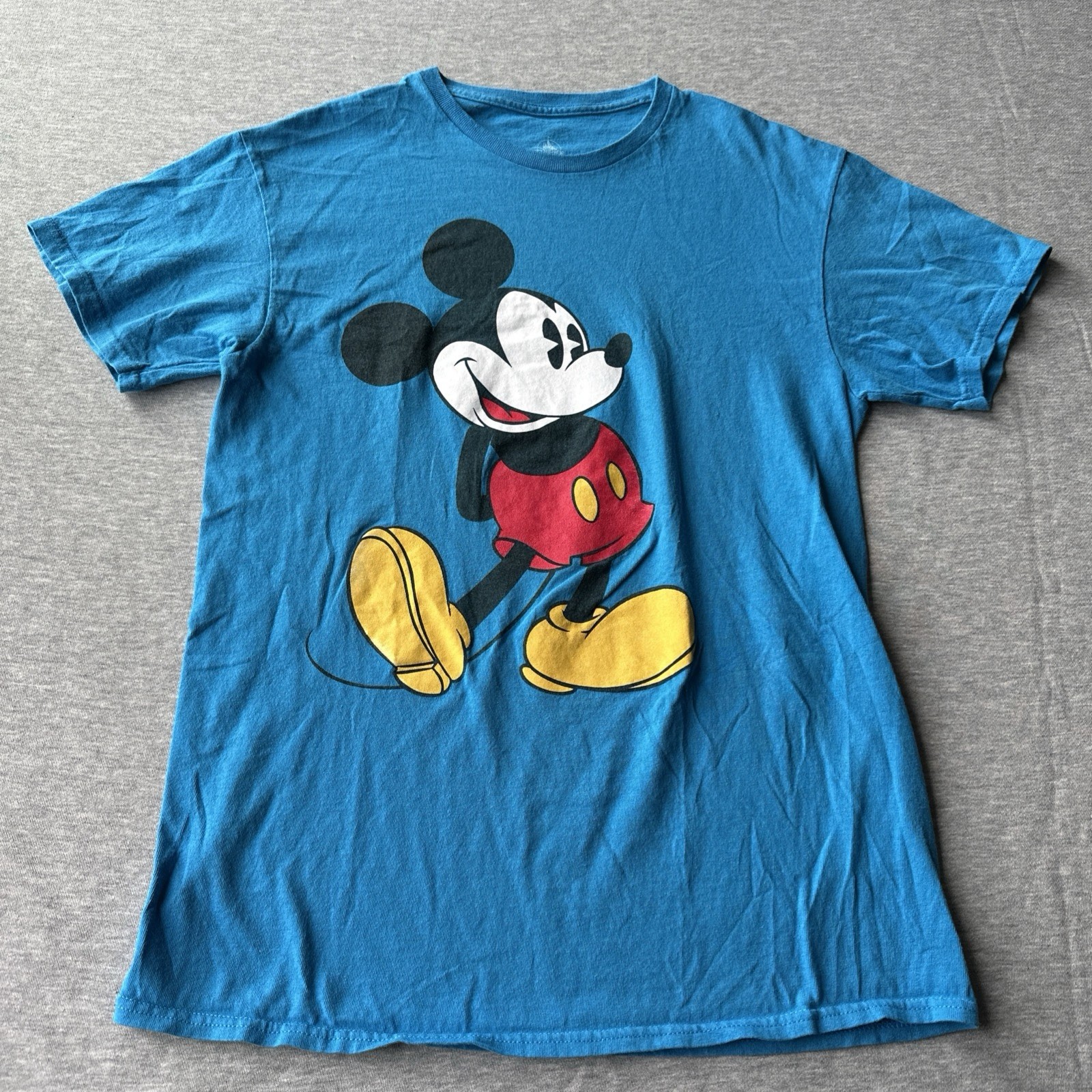 Vintage Disney T Shirt Size M 100% Cotton Light Blue Color