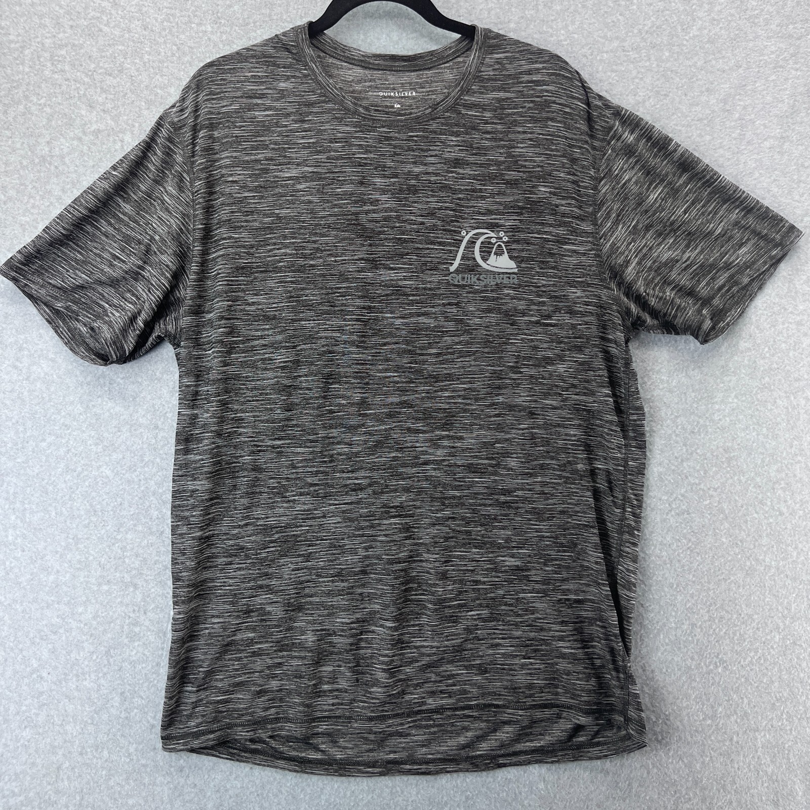 Quicksilver Mens Size Large Gray Striped Breathable Stretchable Shirt