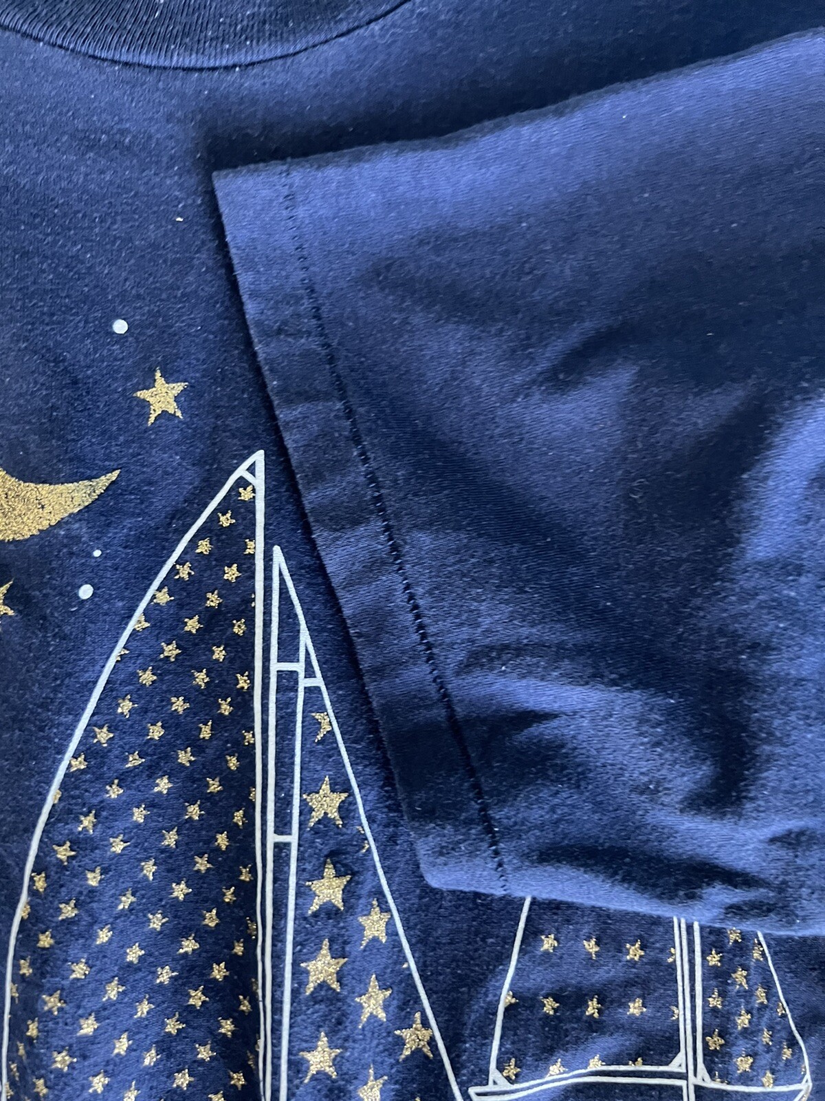 Vintage Foiled Art Shirt Sailboat Ocean Moon Stars Gold Glitter Large Navy Blue