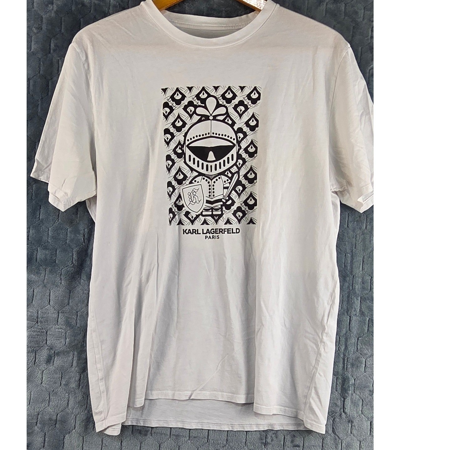 Karl Lagerfeld Paris Mens White Knight Graphic T-Shirt XL Short Sleeve Cotton
