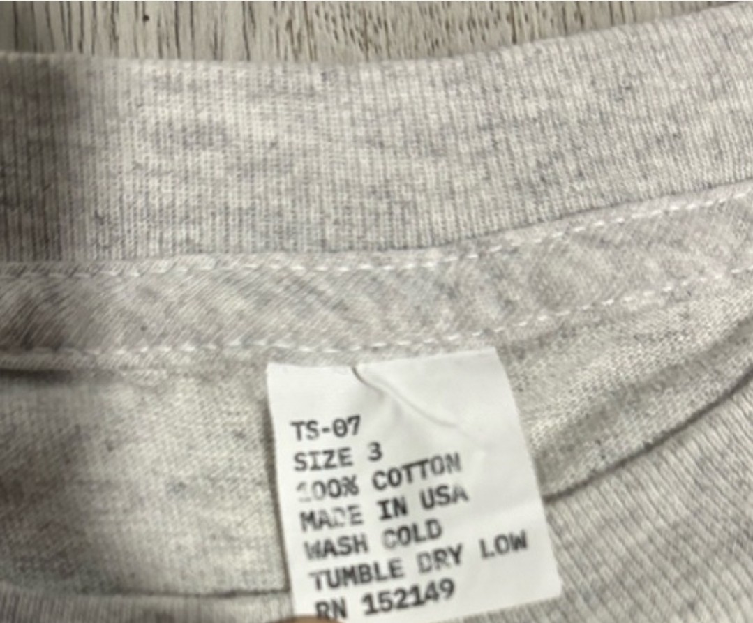 Ye Live In California Tour Merch TS-07 GRAY T-Shirt Size 3 (large)