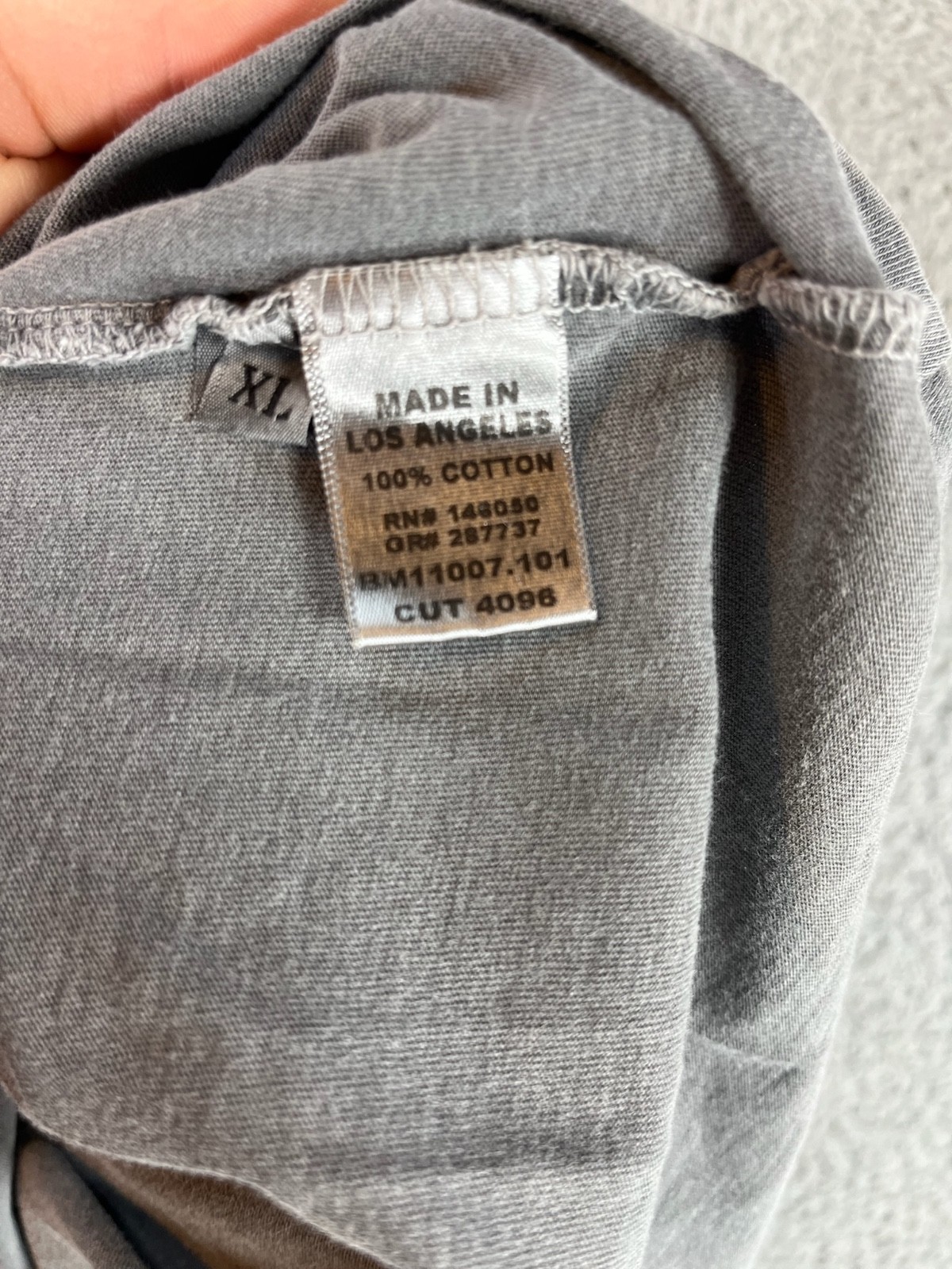 Buck Mason T Shirt Mens Extra Large Gray Minimalist SLIM FIT Crew Neck USA