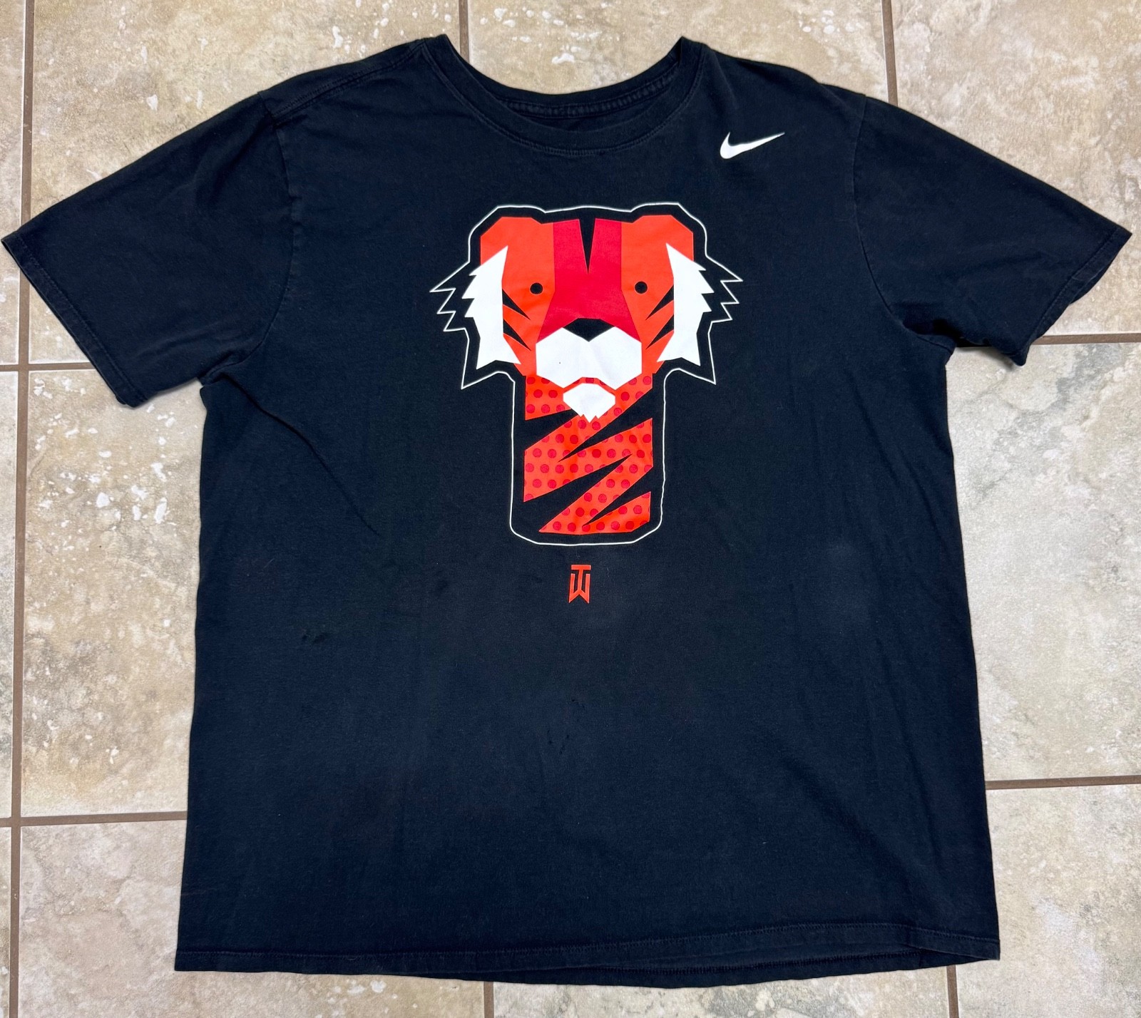 The Nike Tee Tiger Woods Frank Club Head Cover Graphic Black T-Shirt, X-Large XL