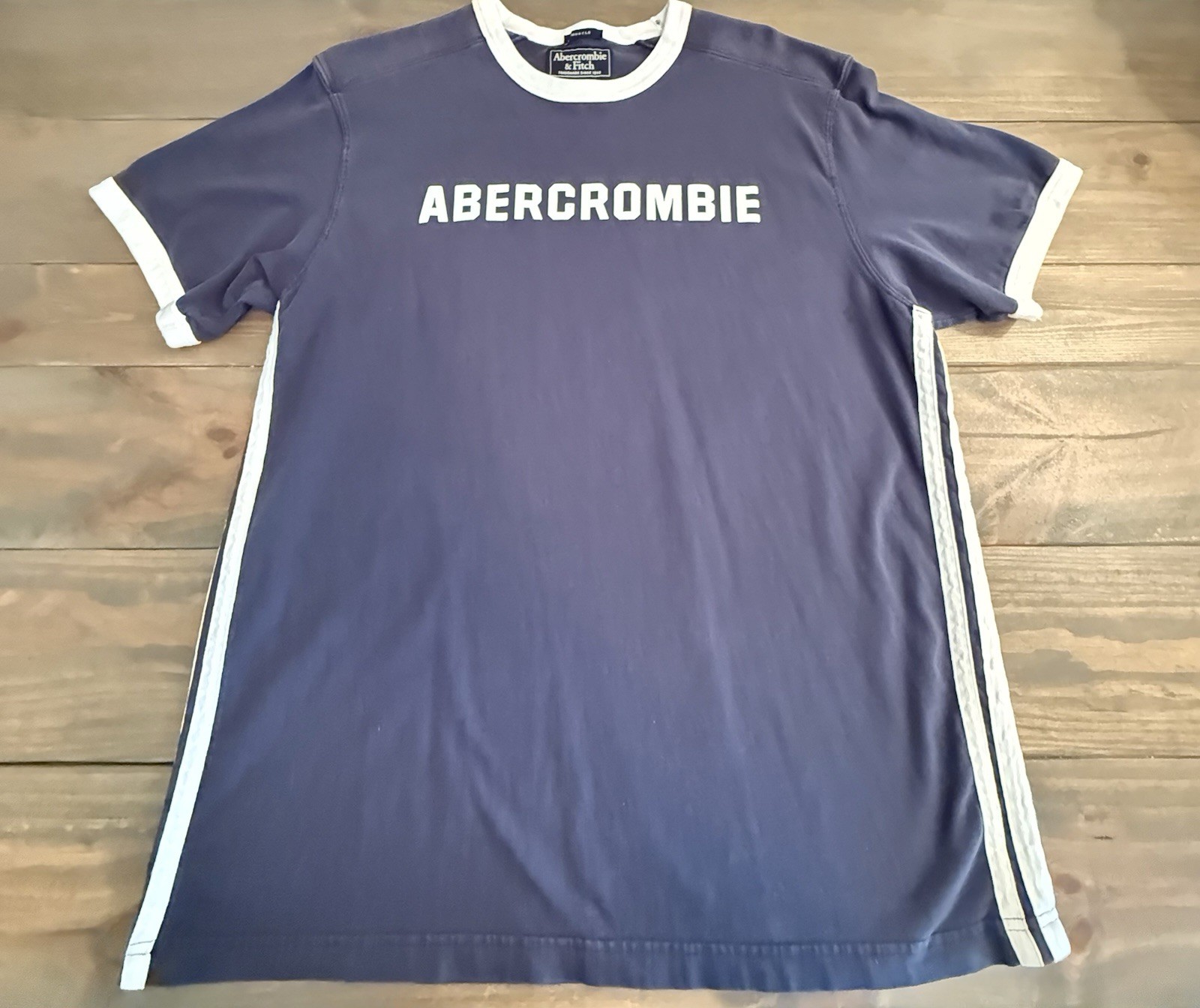 Vintage Abercrombie & Fitch Men’s Muscle Fit Graphic Logo Crewneck Tee XL Y2K