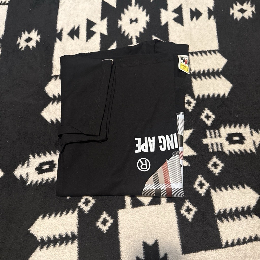 A Bathing Ape BAPE Men’s Black Graphic Logo Crew Neck Short Sleeve Tee M