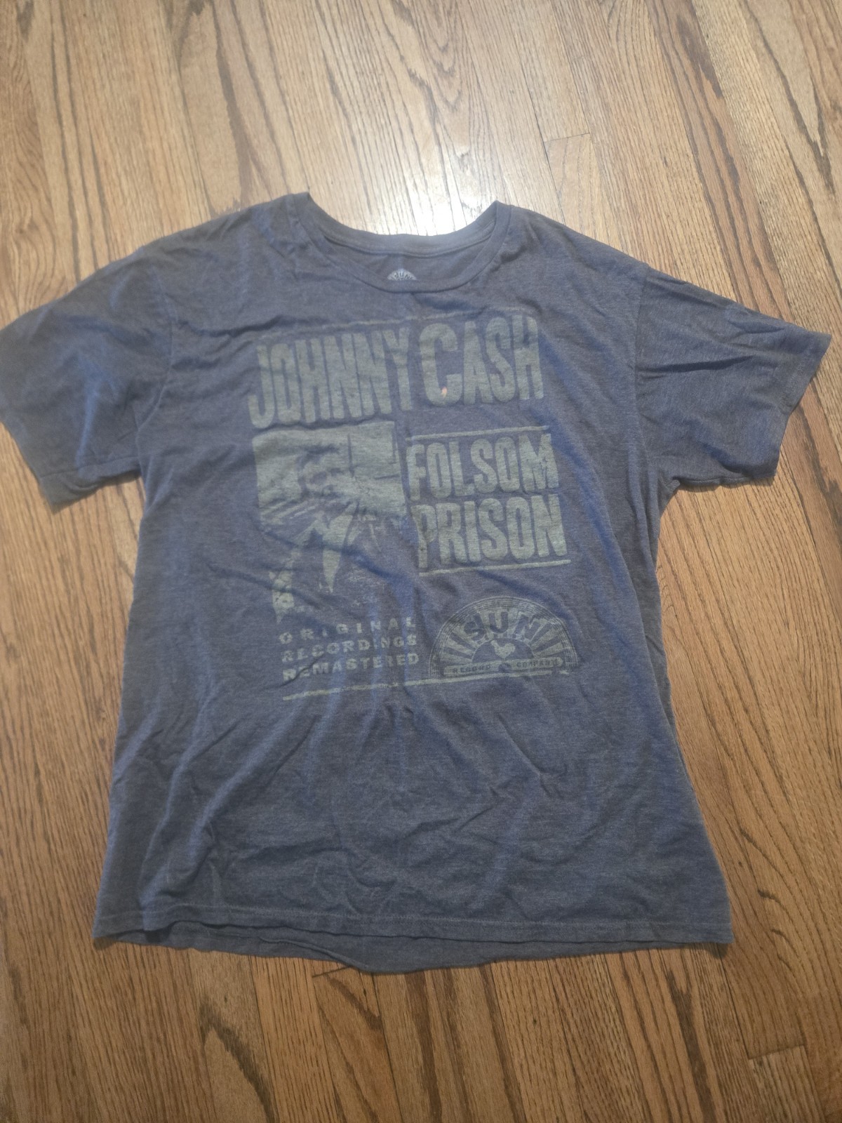 Johnny Cash Folsom Prison Sun Record Co Men’s XL Gray T-Shirt Distressed Graphic