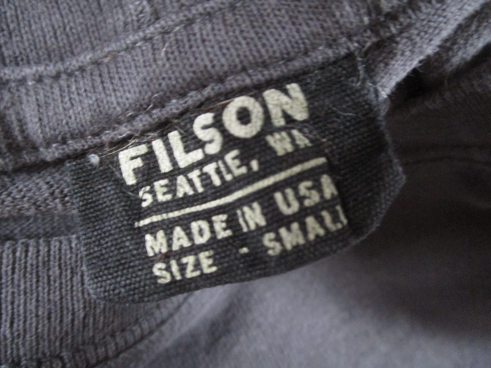 Filson Shirt Mens Small Gray Pocket Tee Crewneck Made In USA Workwear