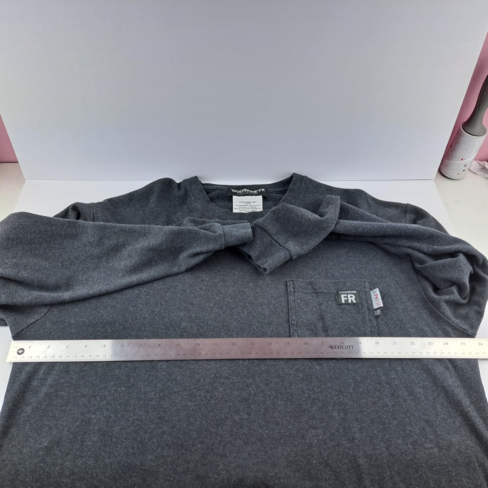 Wolverine FR Flame Resistant T-Shirt Mens XL Gray Long Sleeve Pocket NFPA 2112