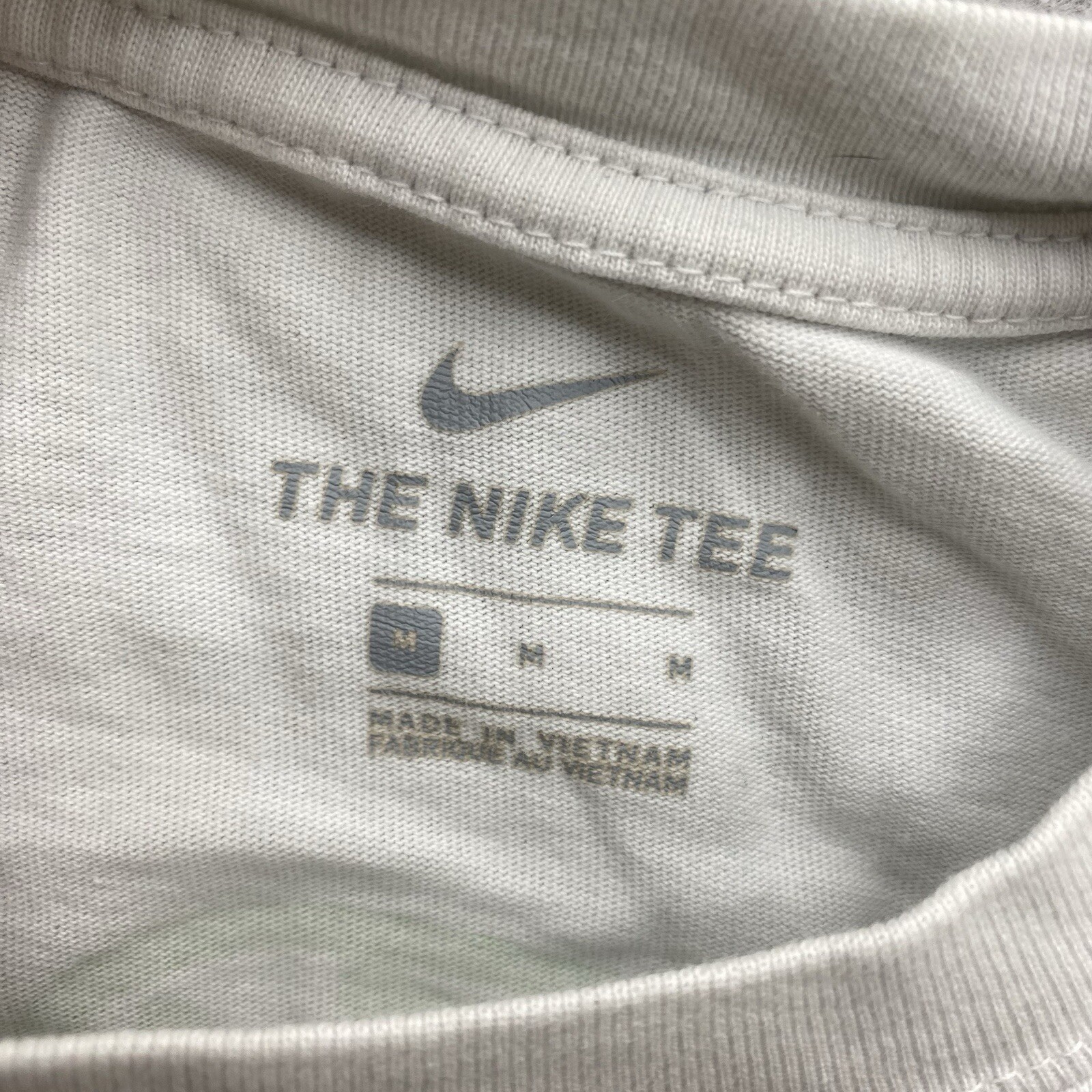 Nike Basketball Miami Exploration T-Shirt White Neon Blue Embroidered Mens M