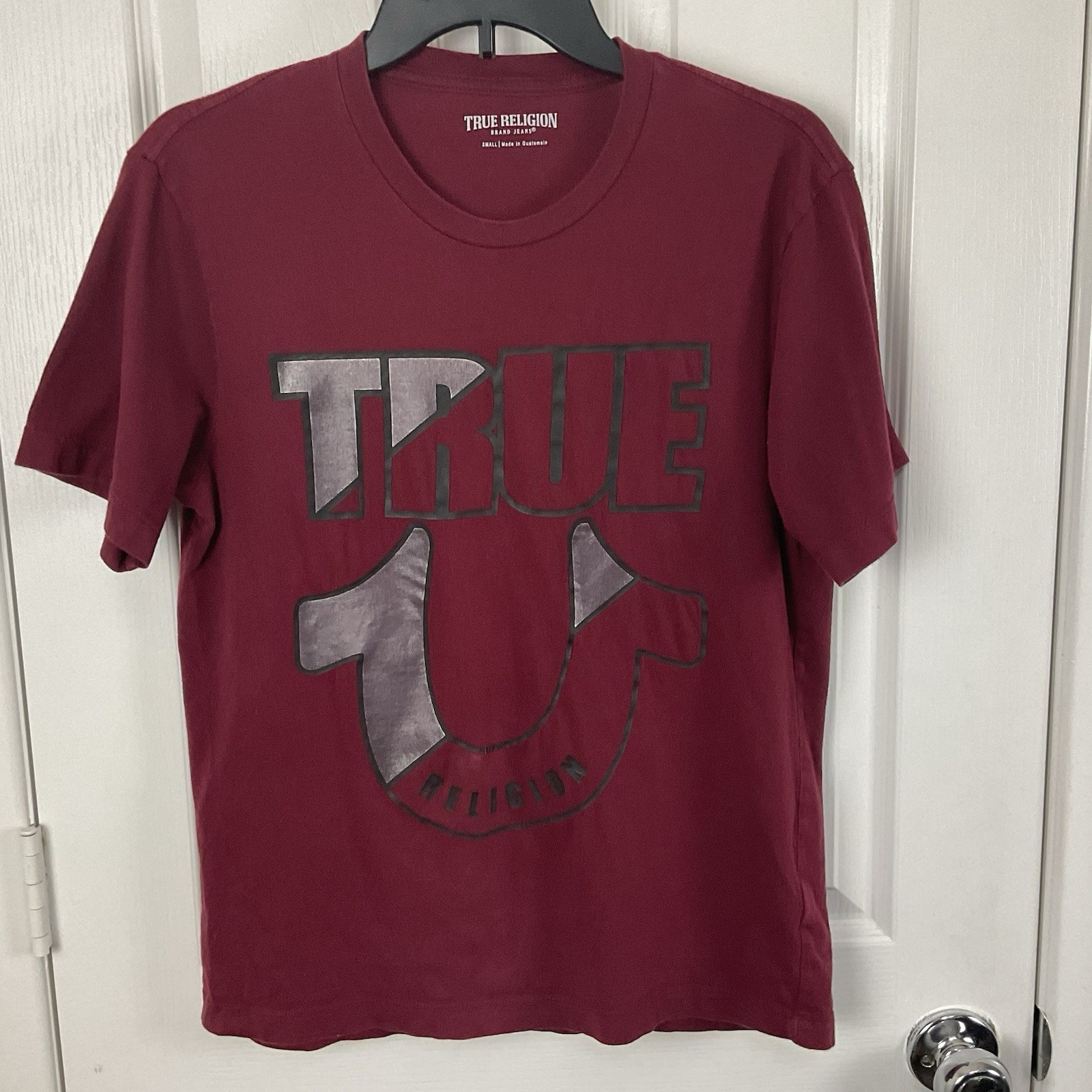 True Religion Men’s Wine Red Full Logo Short Sleeve Crewneck Tee/T-Shirt Size S