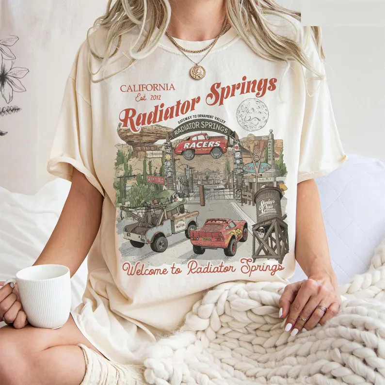 Retro Vintage Car Town Graphic Comfort T-Shirt