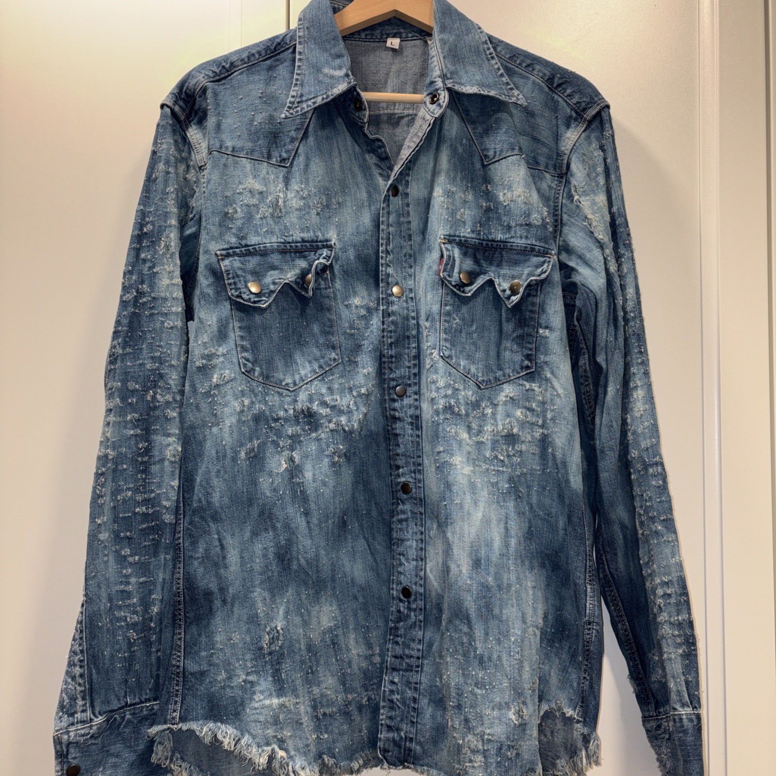 RARE Levi’s Vintage Clothing Sawtooth Western Shirt MenSz L LVC Distressed Denim