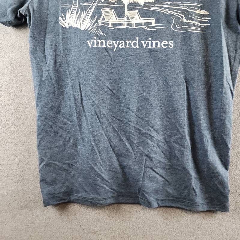 Vineyard Vines Out Of Office Dunes Graphic Tee Men’s S Key Largo Heather S/S