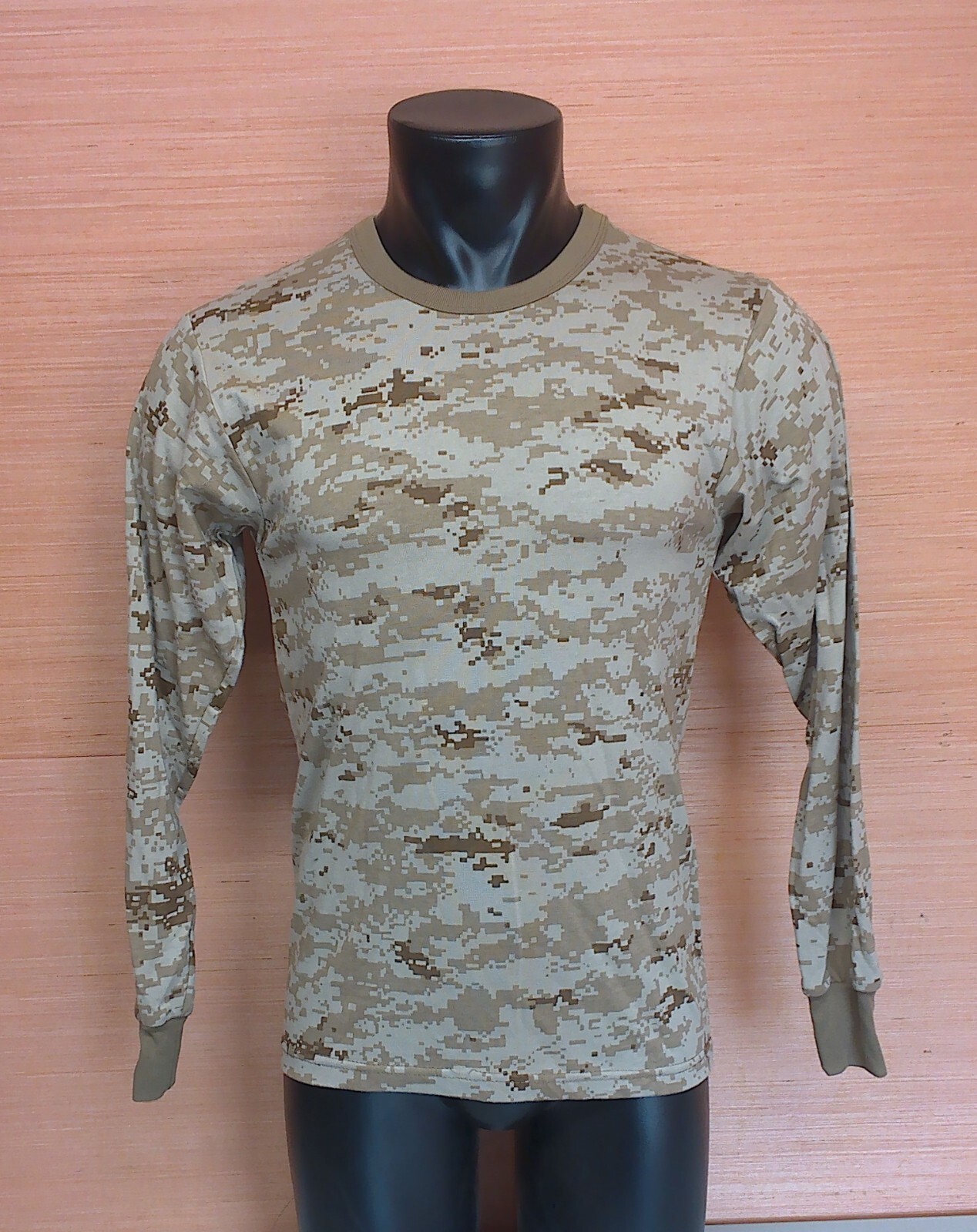 Rothco Desert MARPAT Digital Camouflage Long Sleeve T-Shirt Adult Size Small