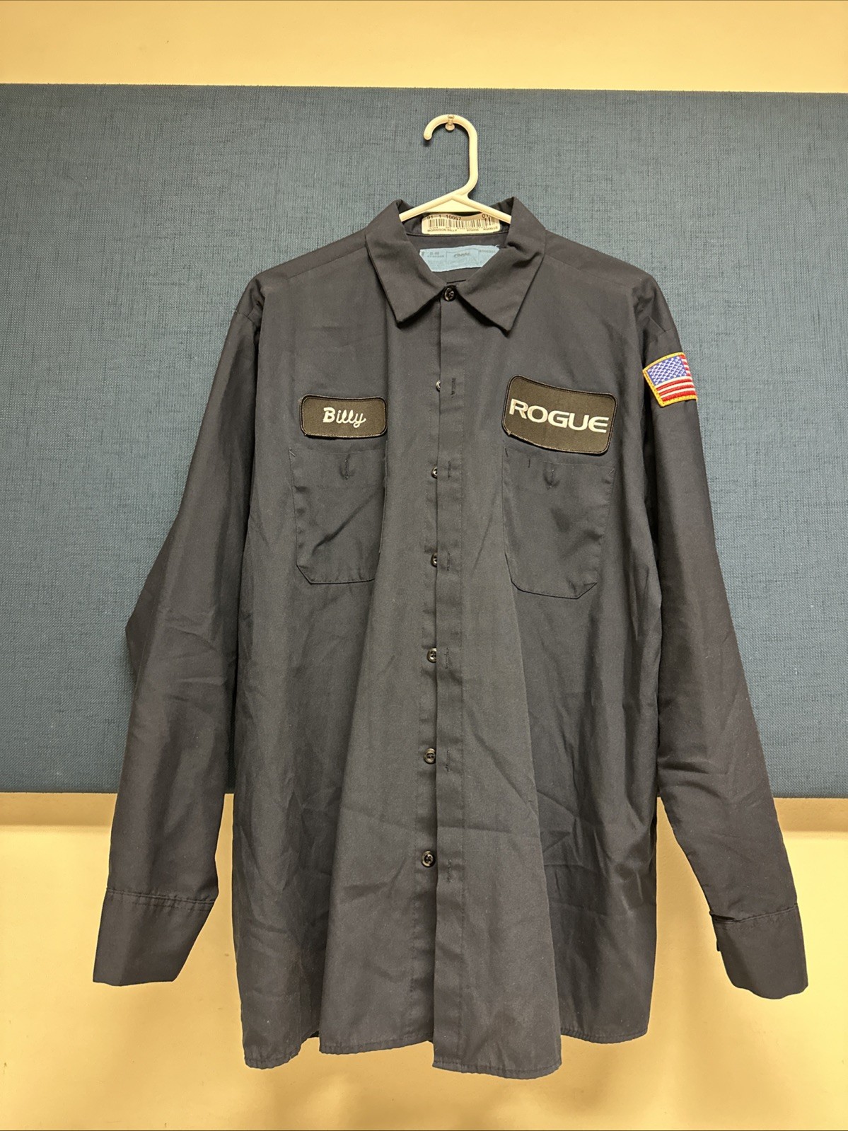 Rogue Fitness Work shirt Official Uniform Size XL American Made CrossFit (RARE)