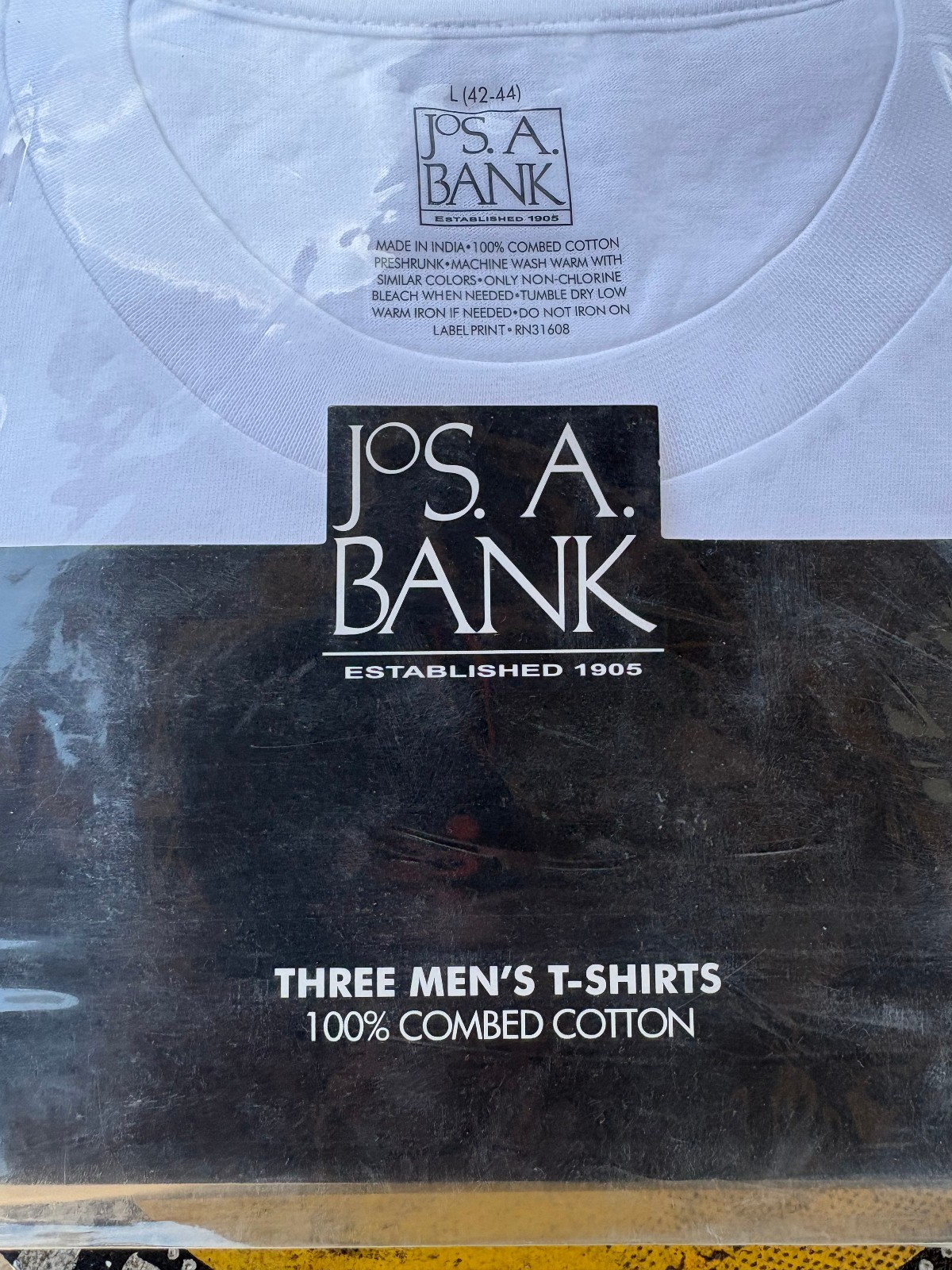 Jos. A. Banks 3 Men’s T-Shirts Size Large 100% Combed Cotton Pack of Three